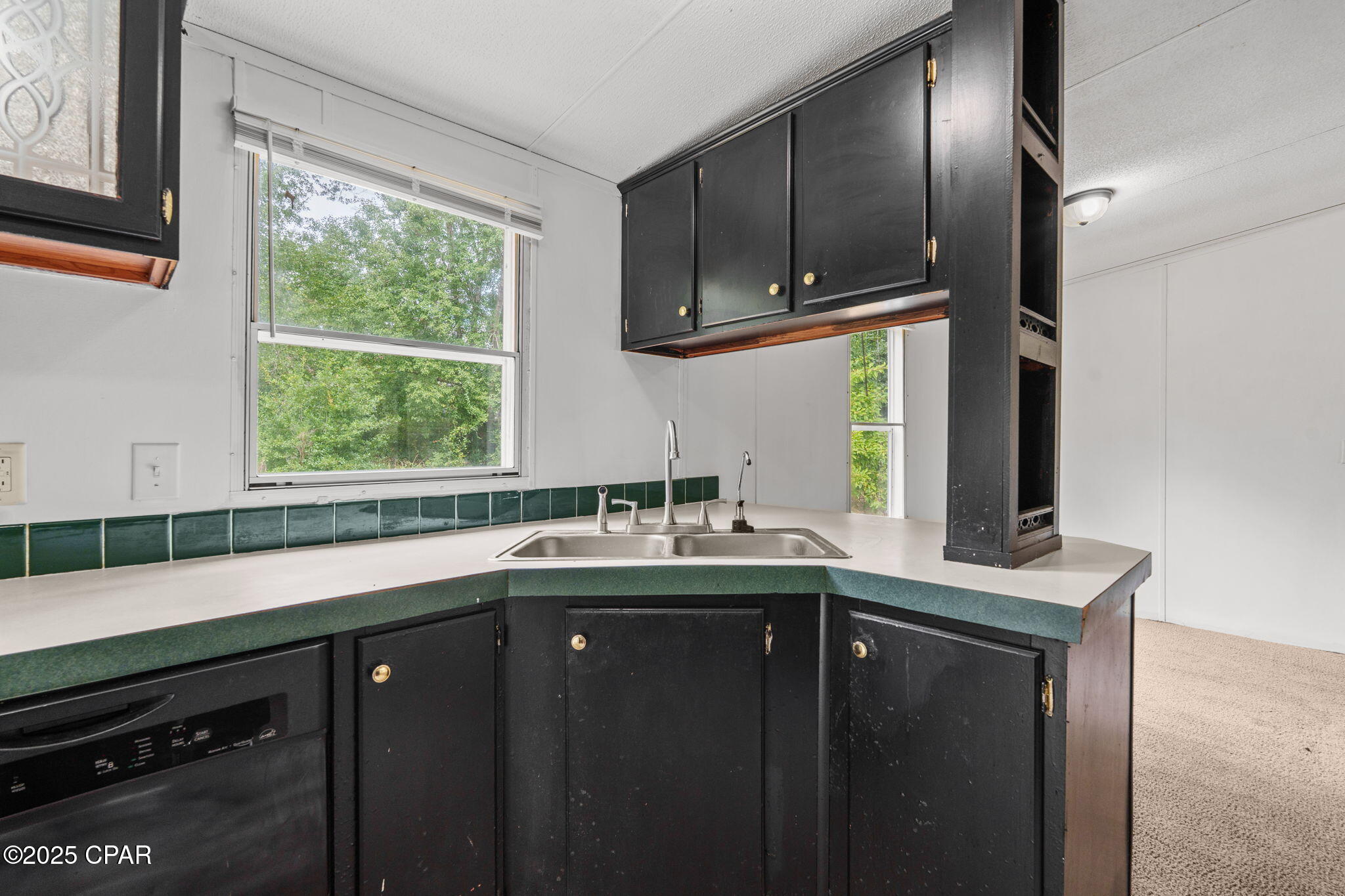 3943 CEDAR BLUFF Road