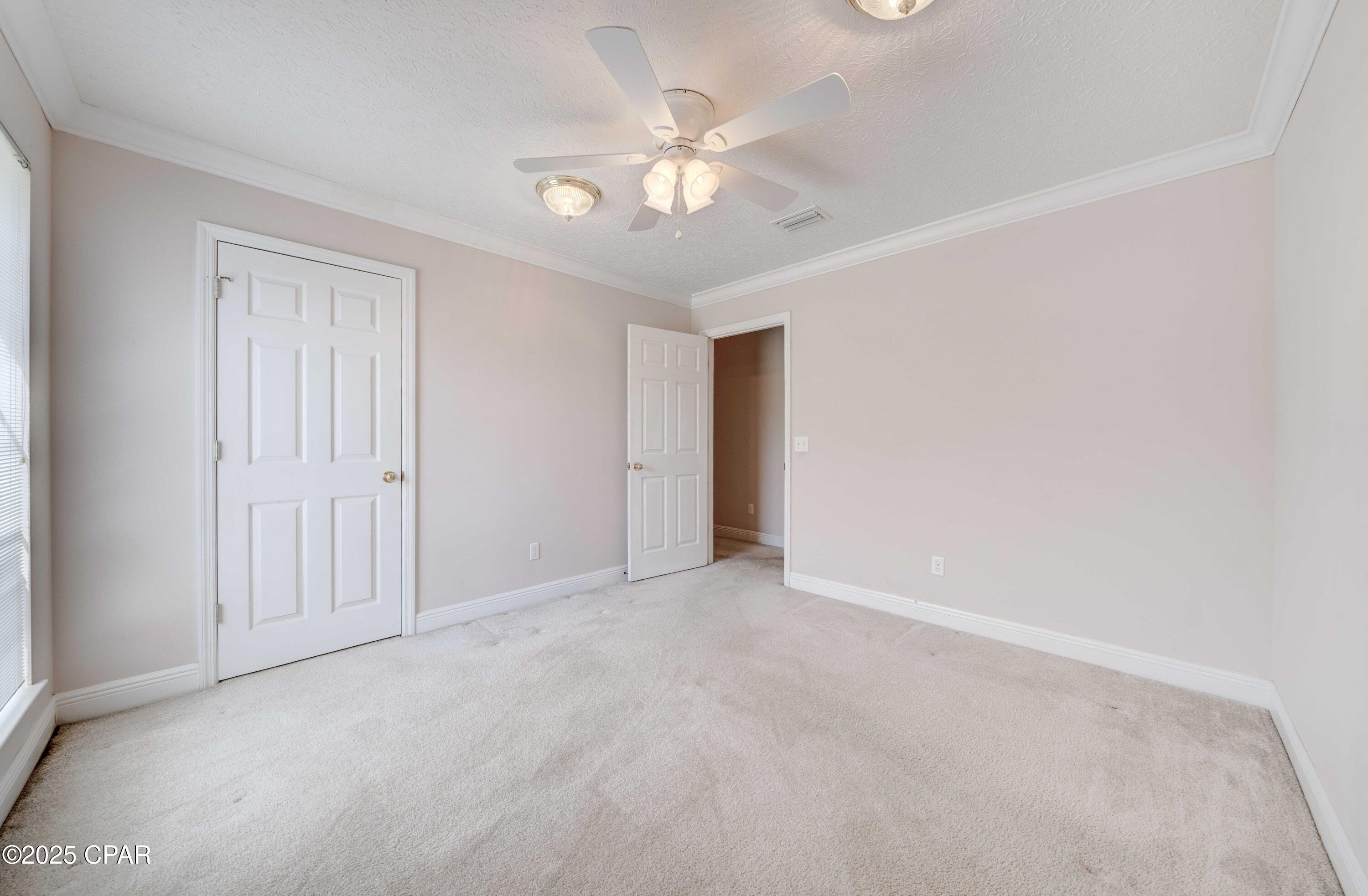 1119 N College Boulevard