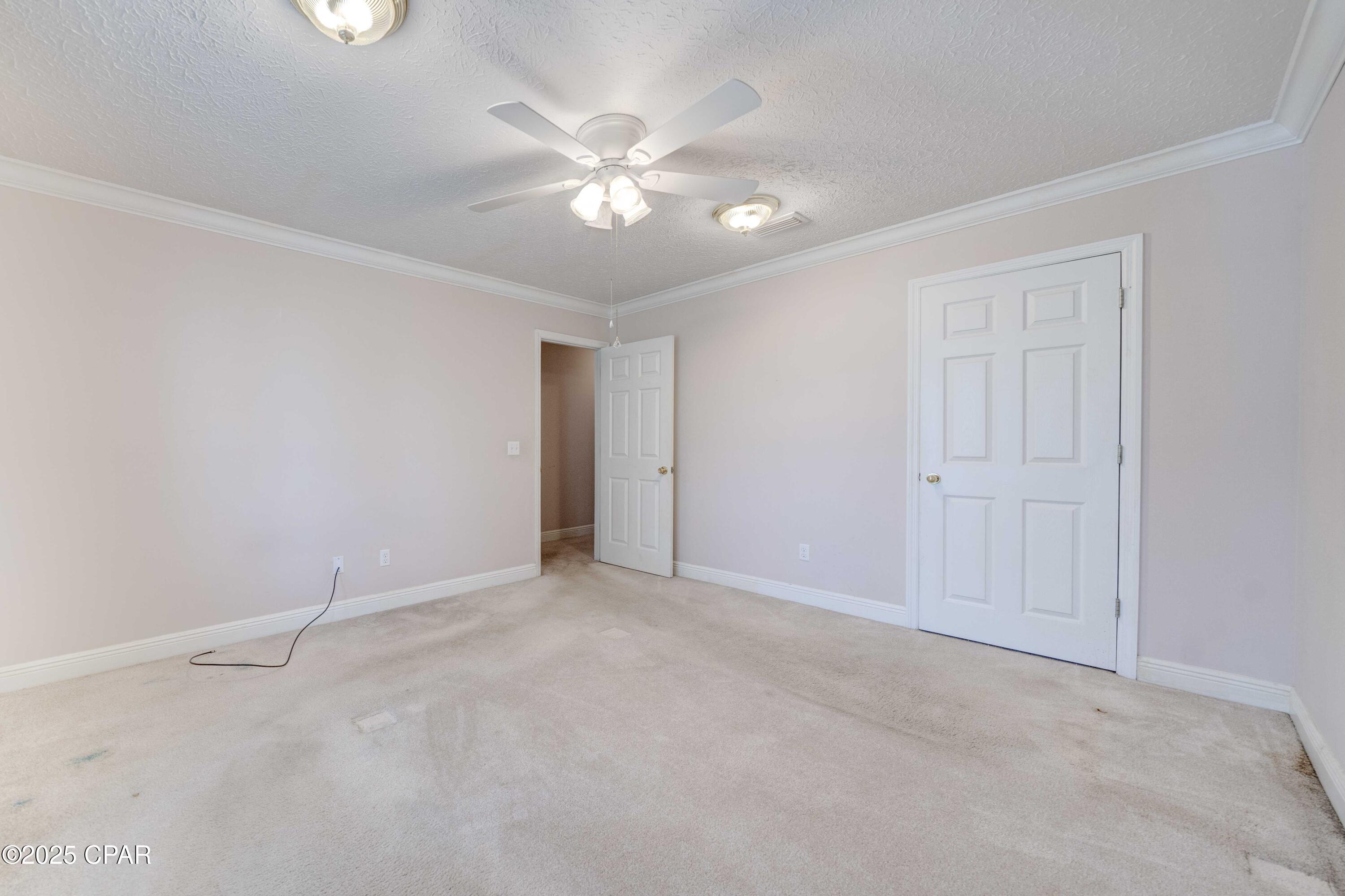 1119 N College Boulevard