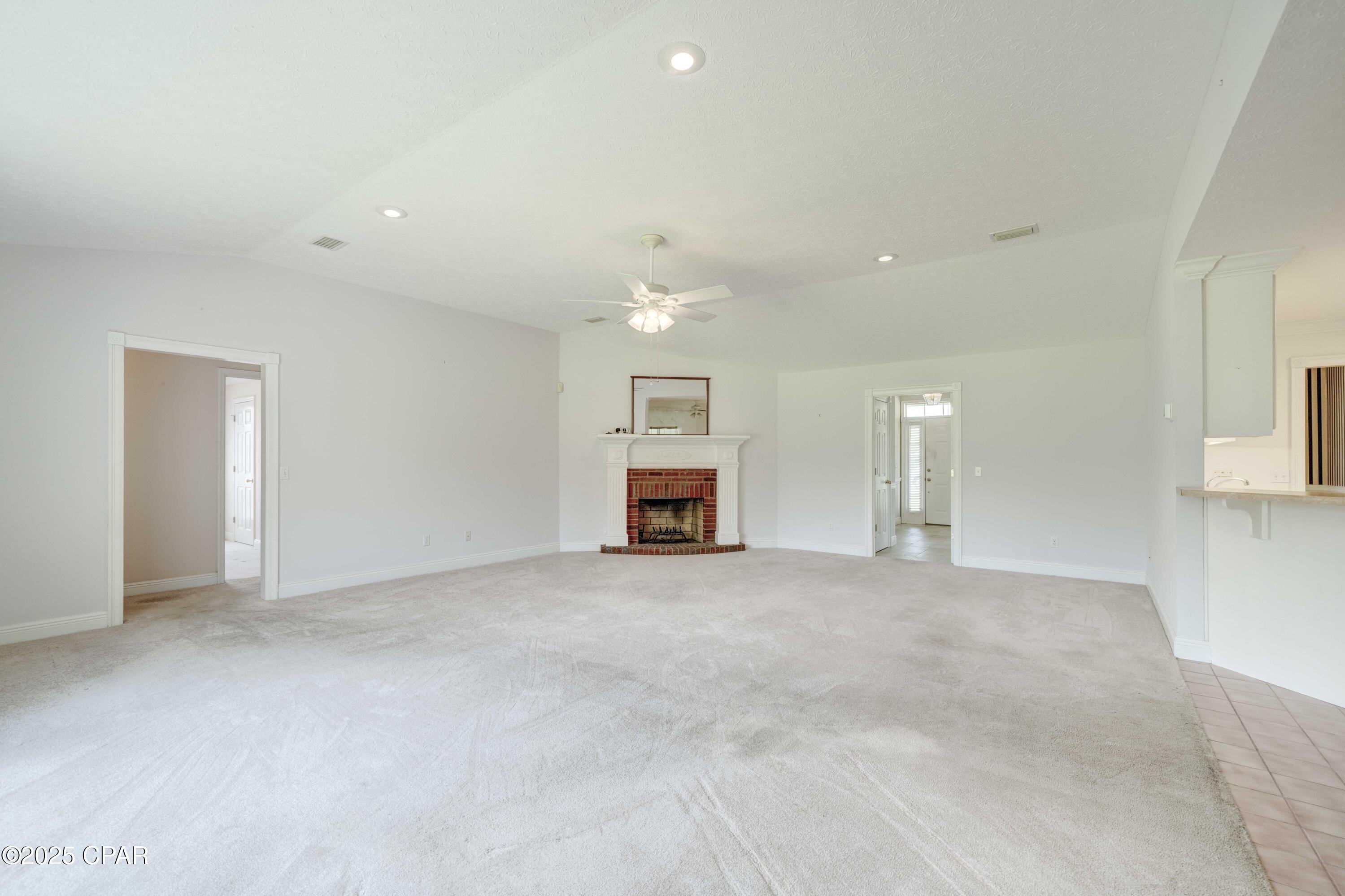 1119 N College Boulevard