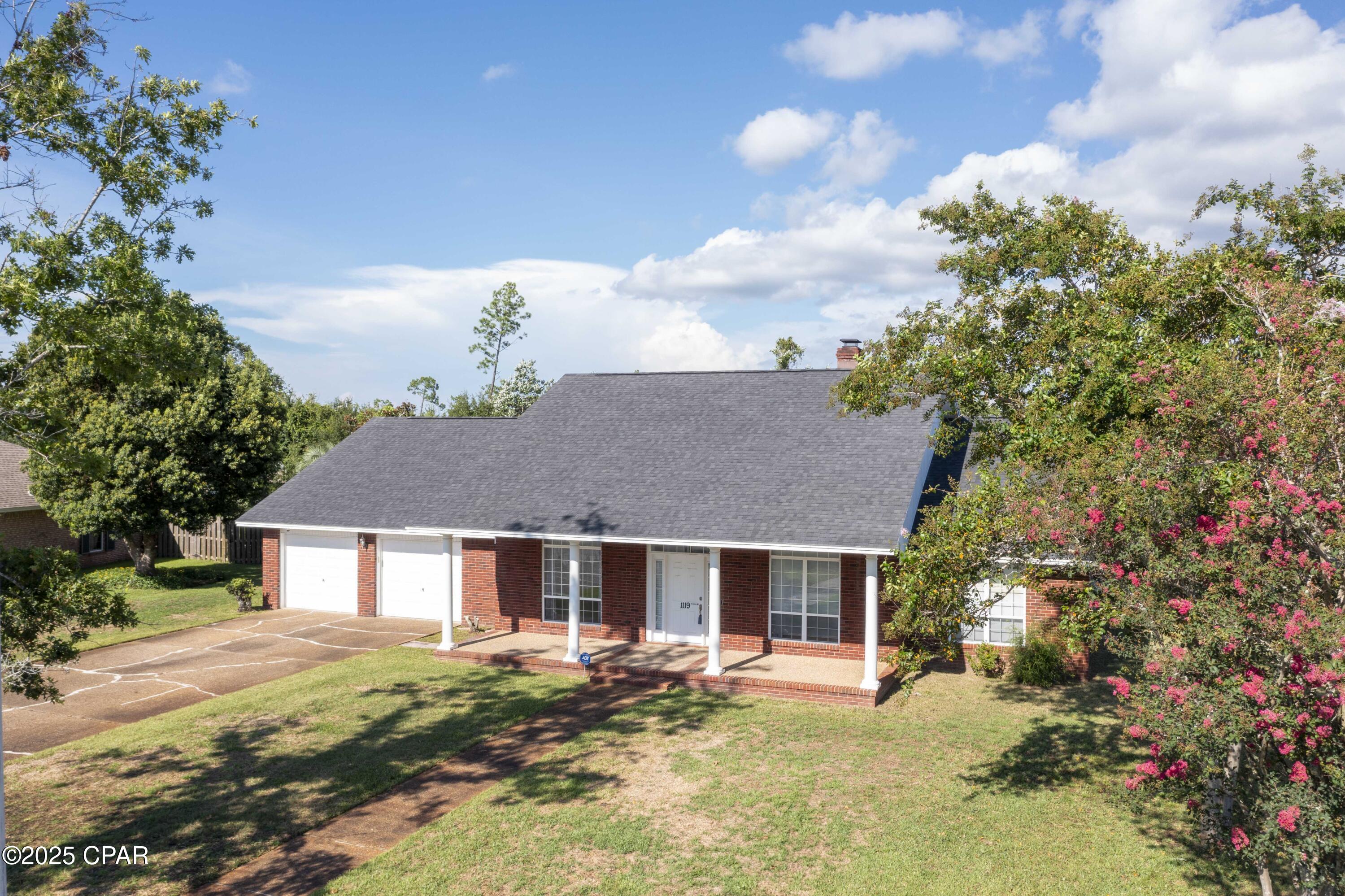 1119 N College Boulevard