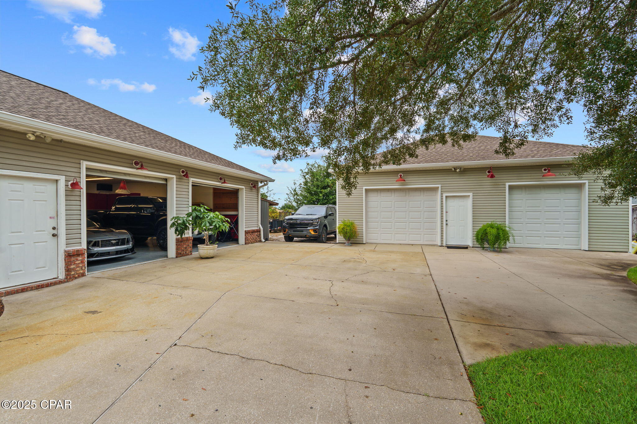 6407 Highway 2311
