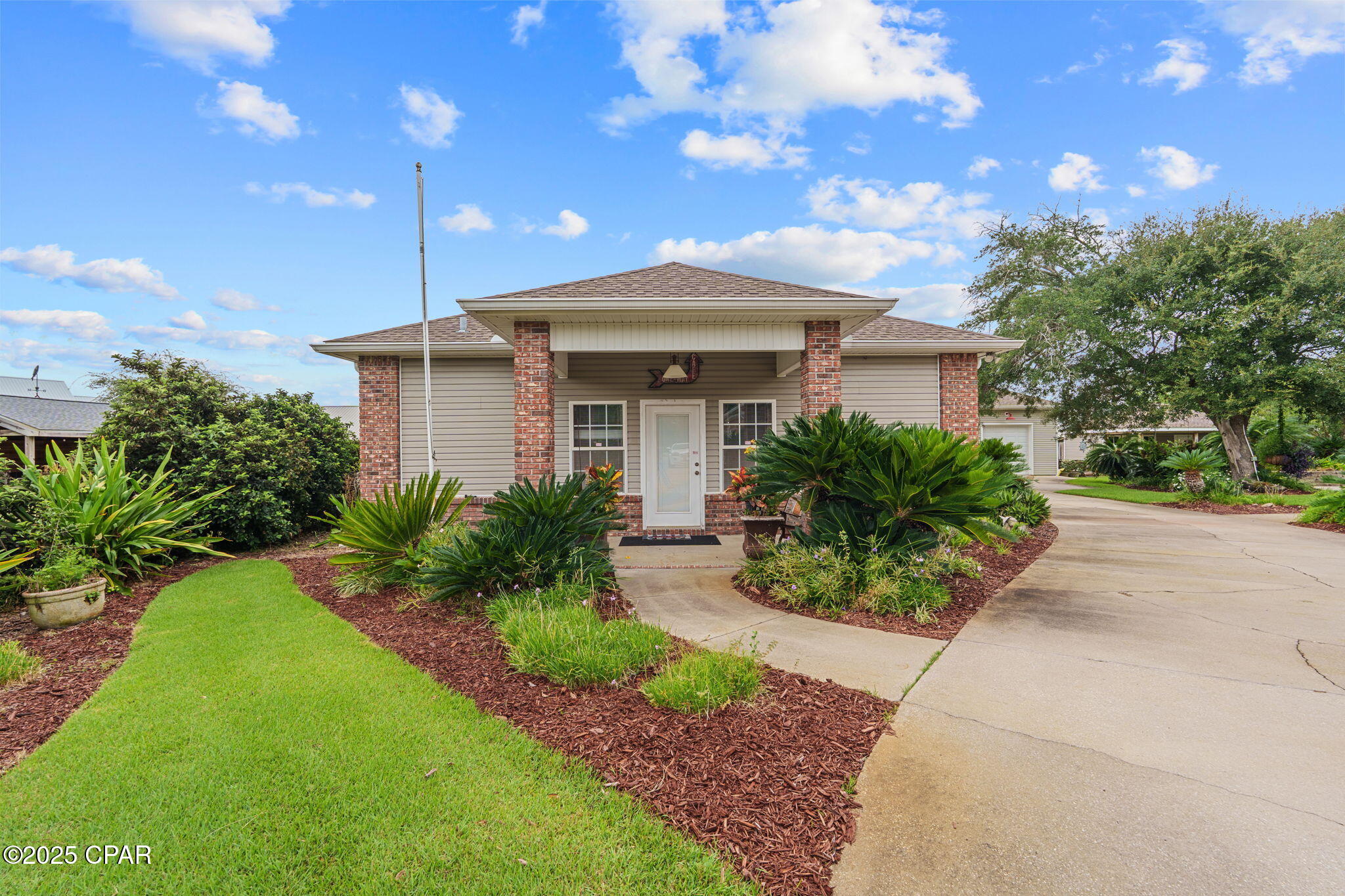 6407 Highway 2311