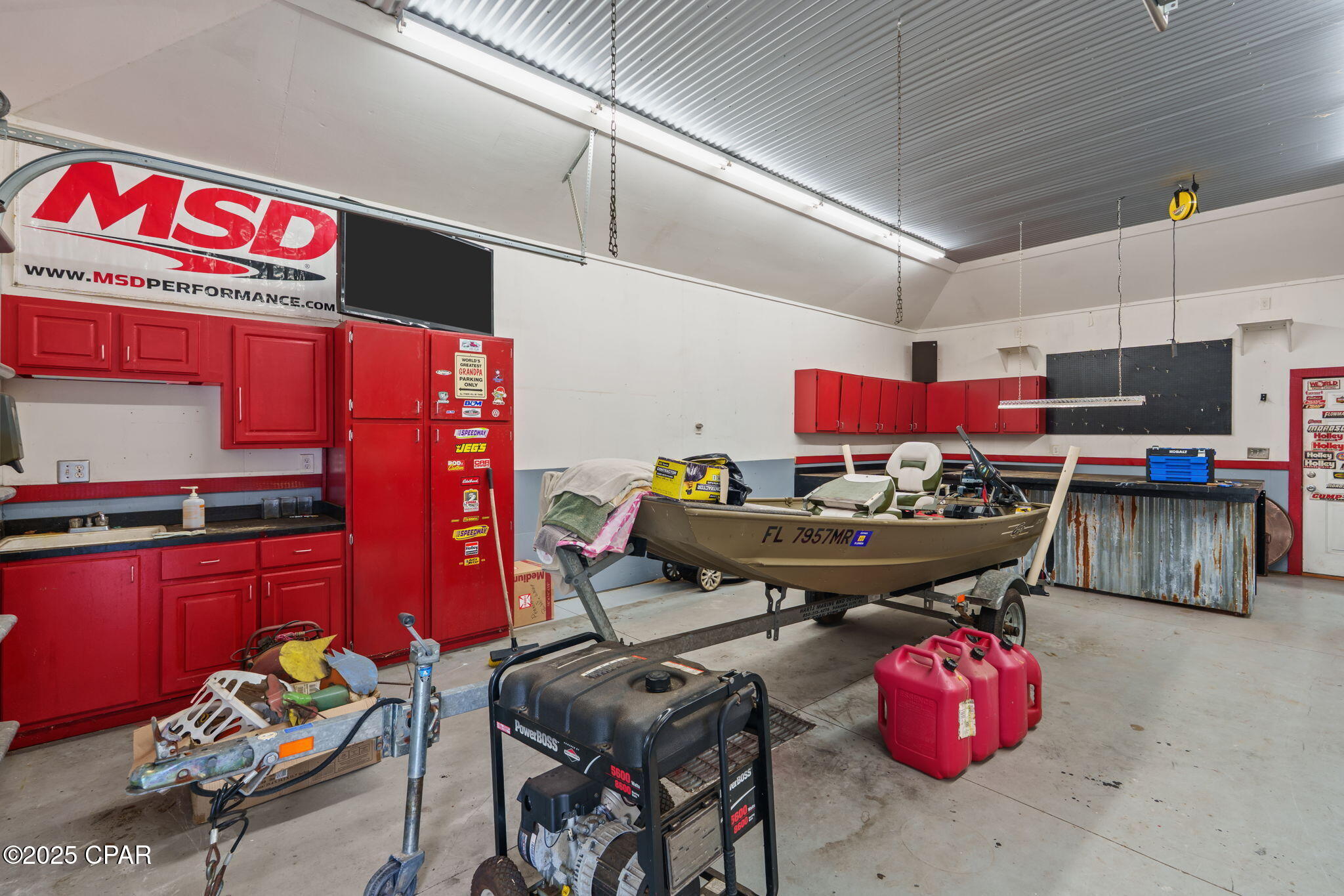 6407 Highway 2311