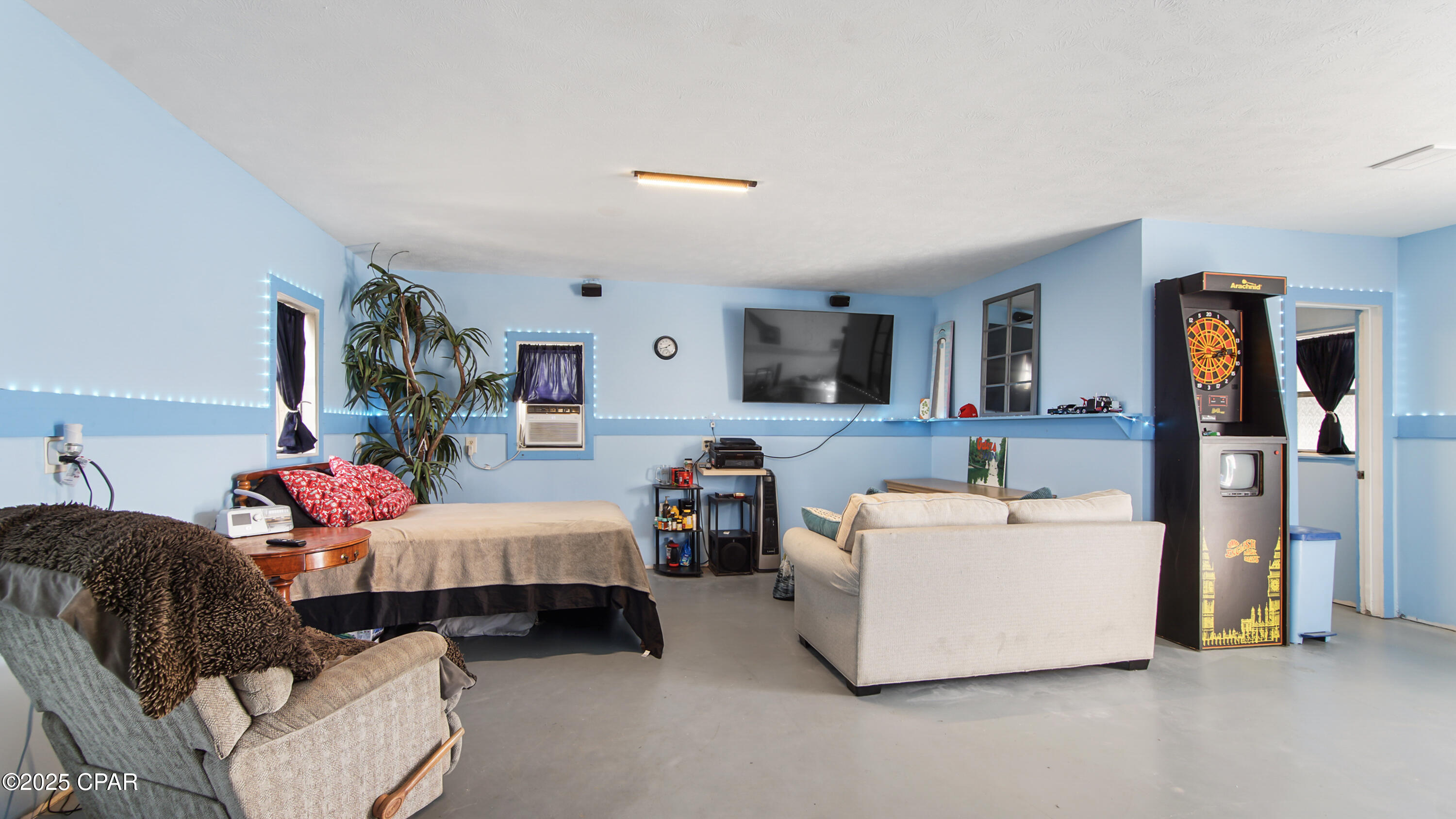 2505 W 21st Street