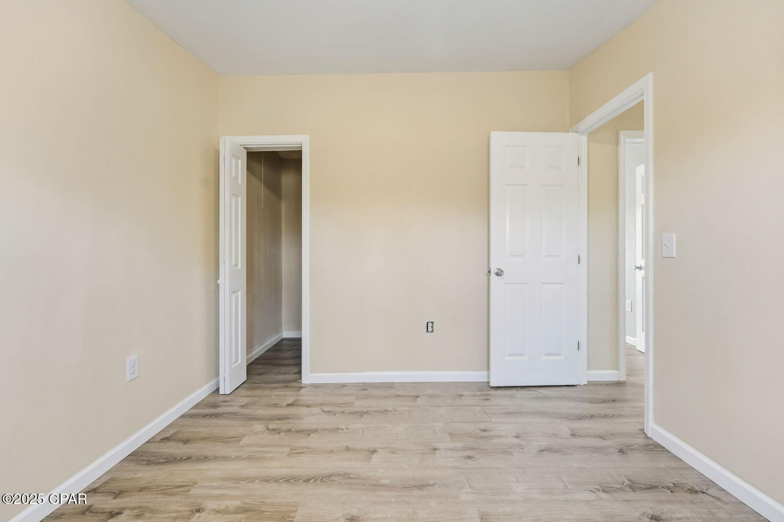 6109 Shannon Circle