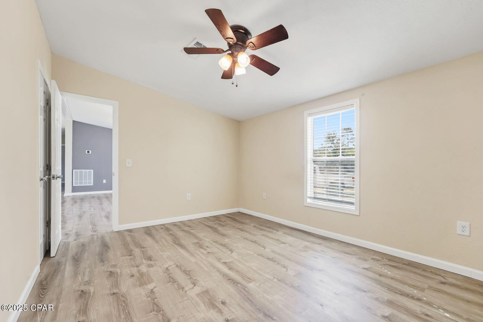 6109 Shannon Circle
