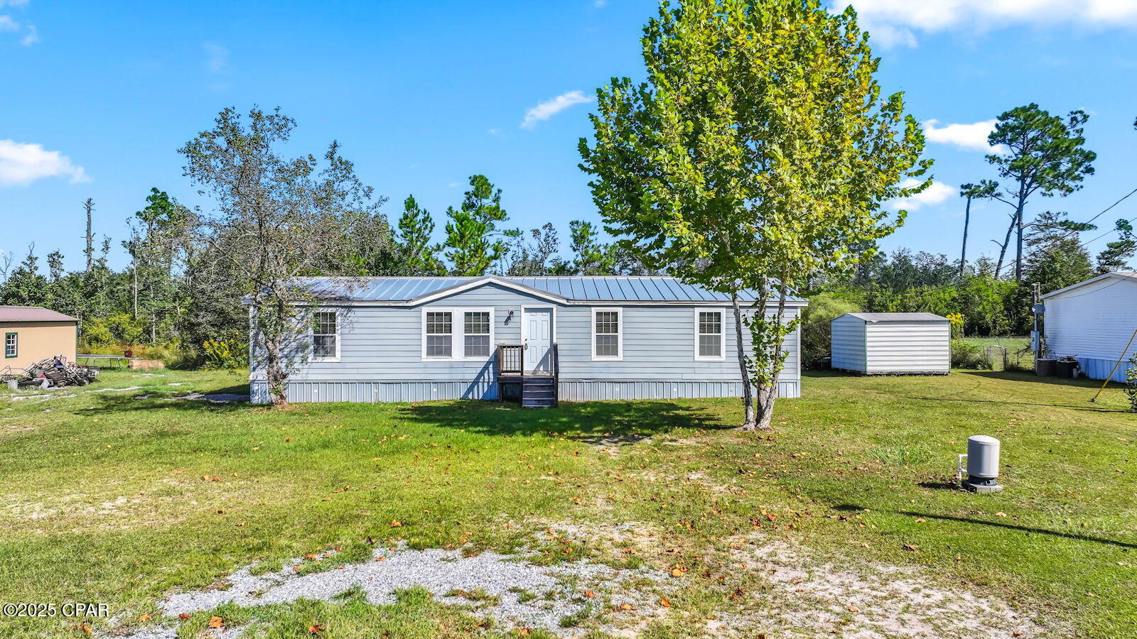 6109 Shannon Circle