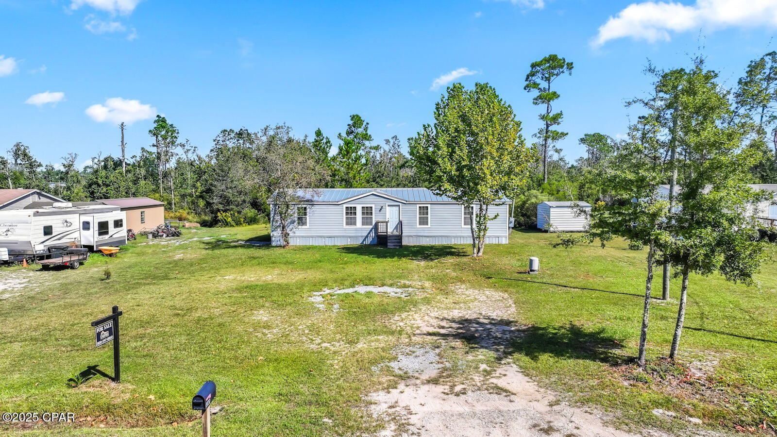 6109 Shannon Circle