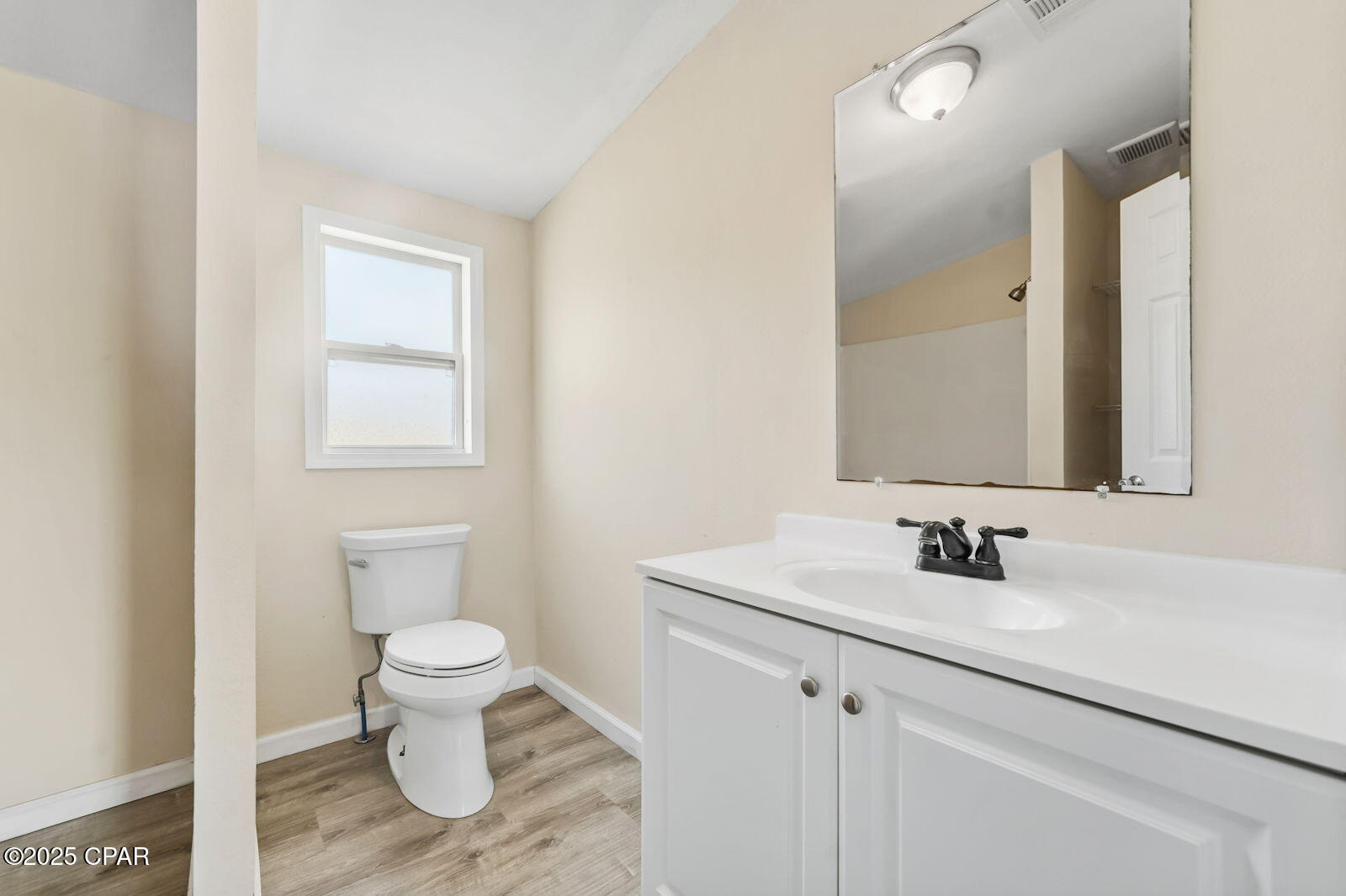 6109 Shannon Circle
