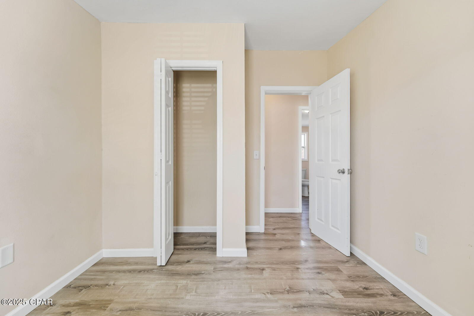 6109 Shannon Circle