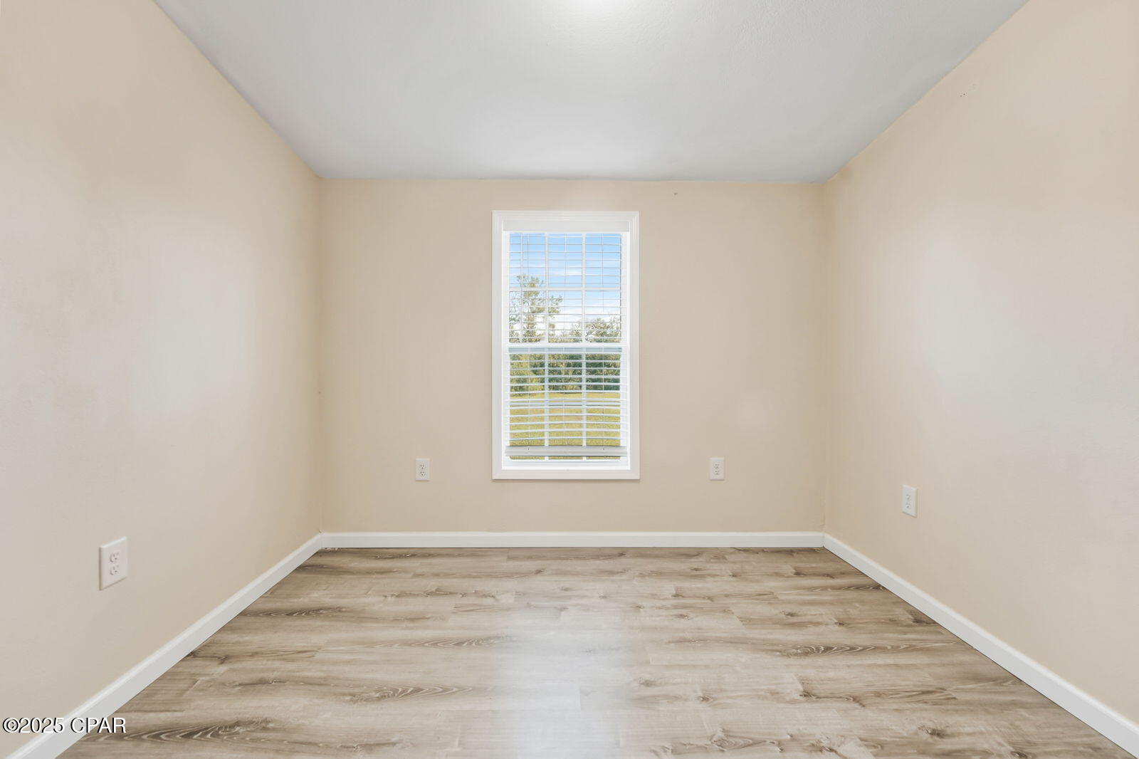 6109 Shannon Circle