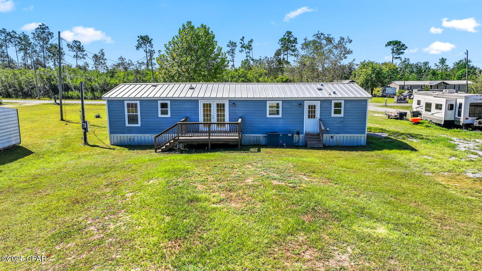 6109 Shannon Circle