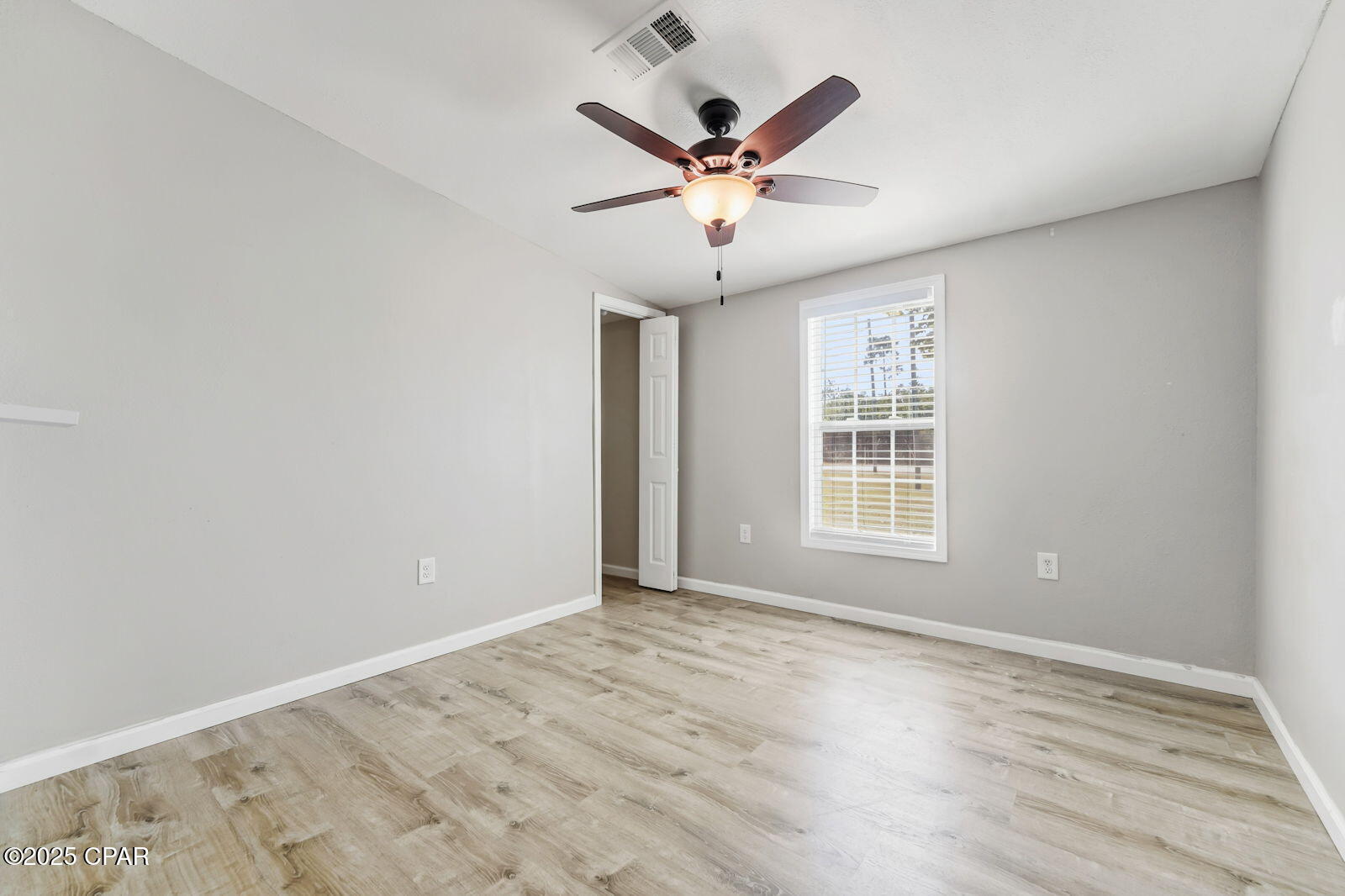 6109 Shannon Circle