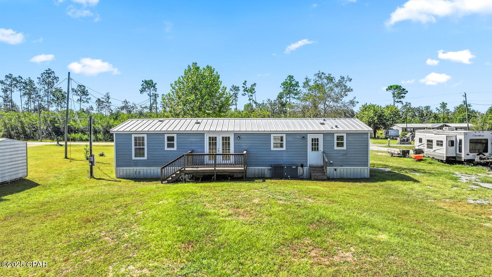 6109 Shannon Circle