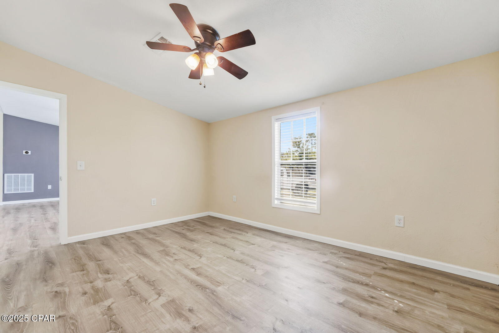 6109 Shannon Circle