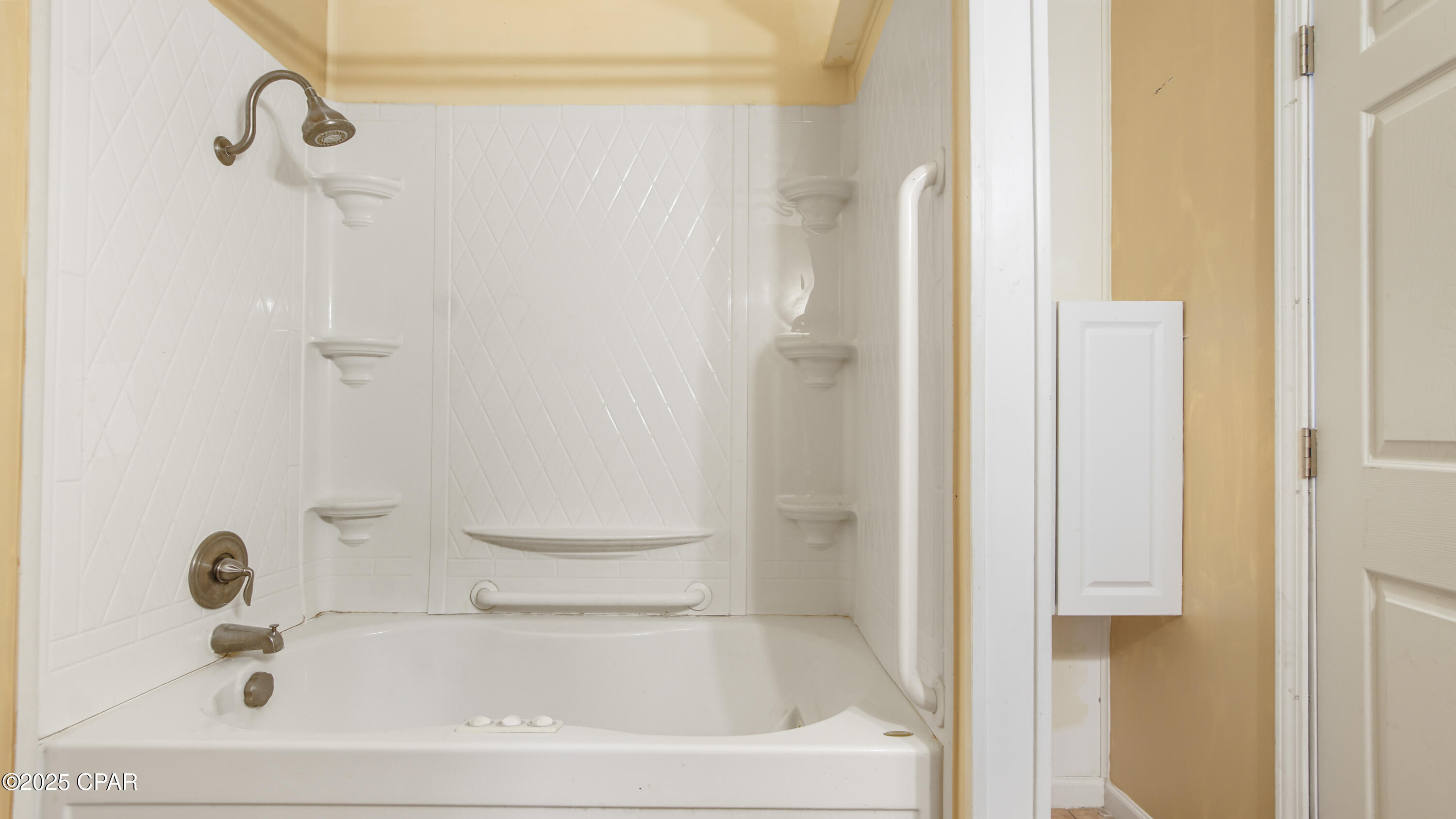 7213 Hiawatha Street