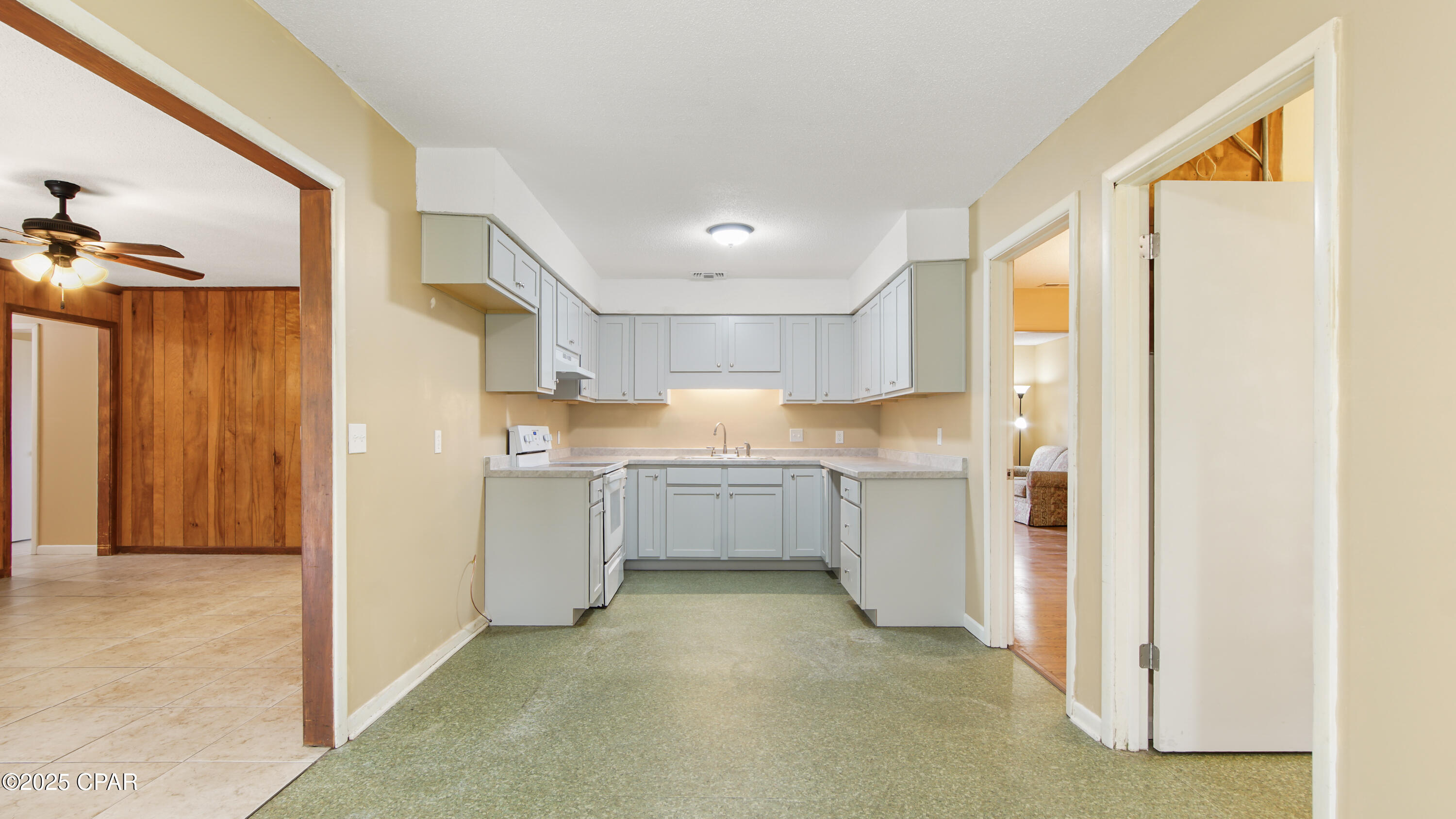 7213 Hiawatha Street