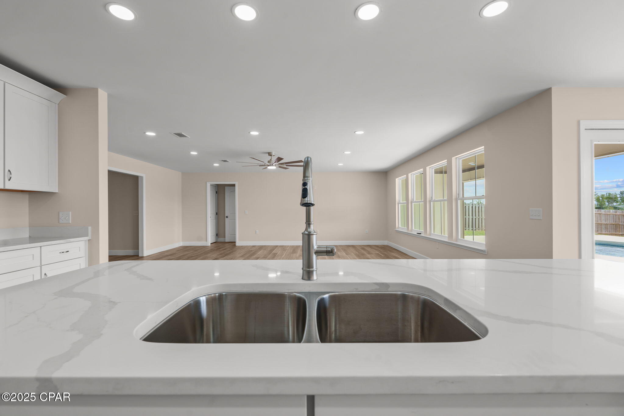 3926 Whitehead Boulevard