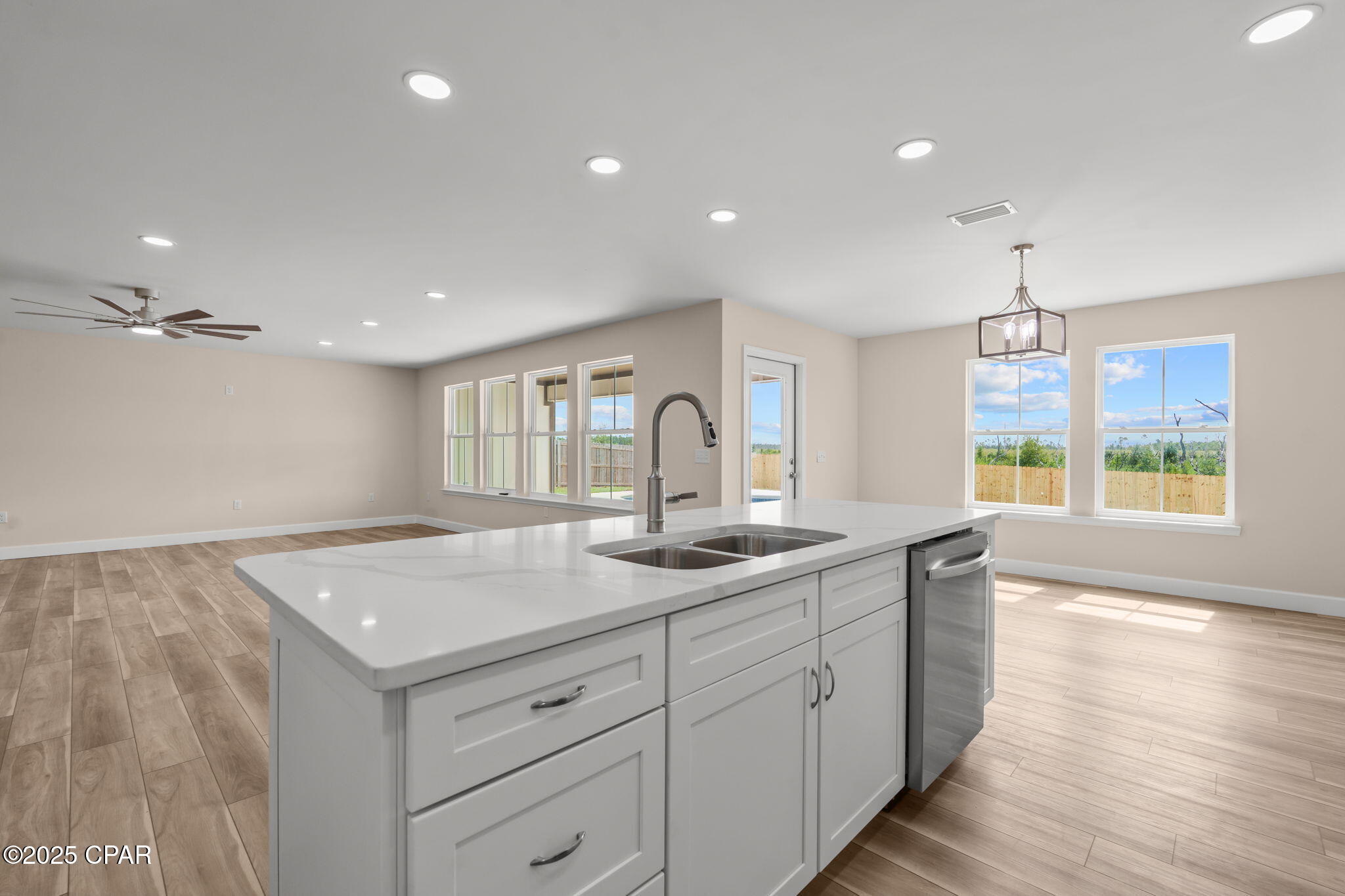 3926 Whitehead Boulevard