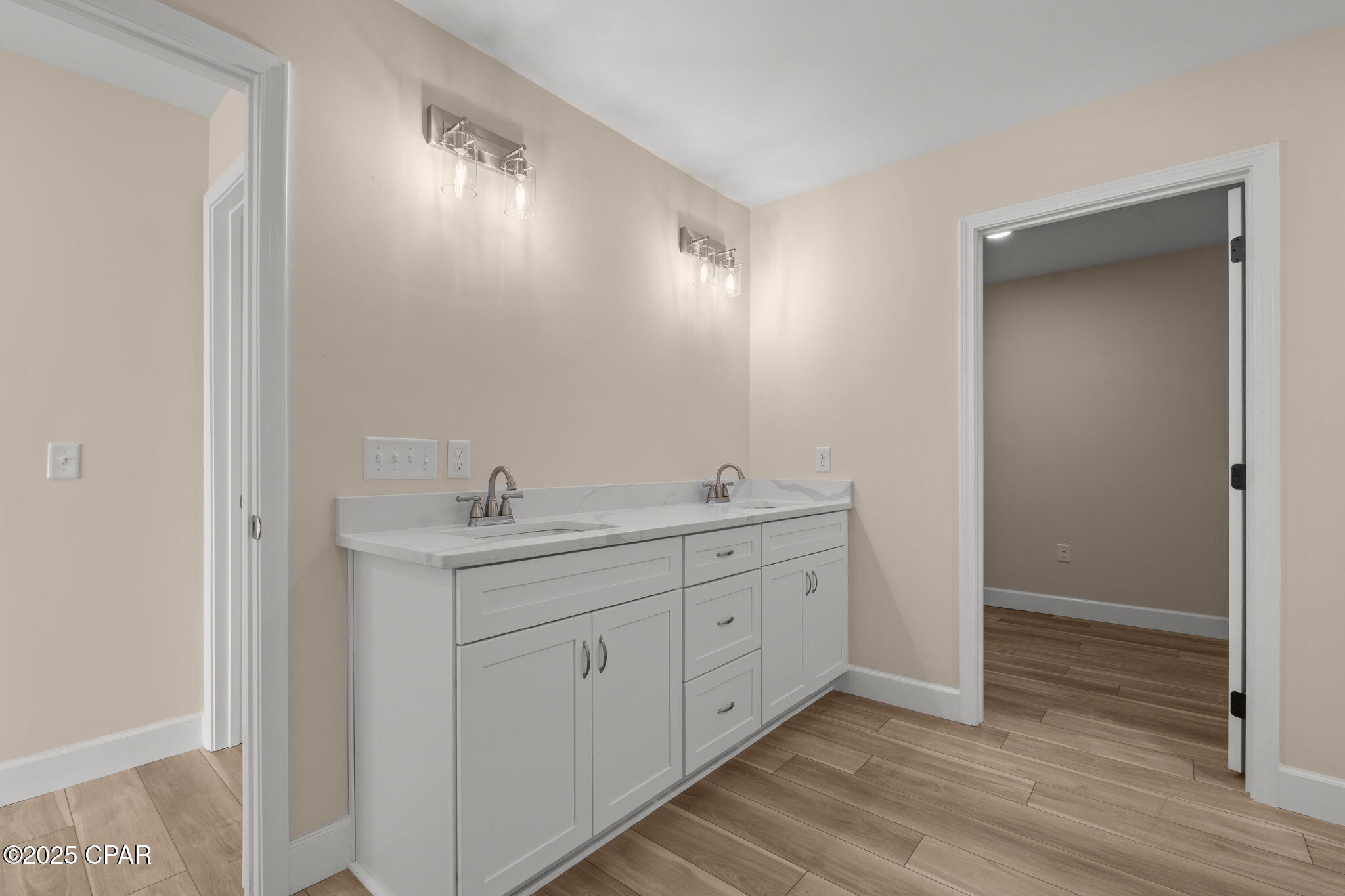 3926 Whitehead Boulevard