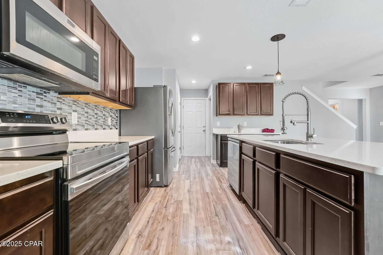 7312 Port Place Street