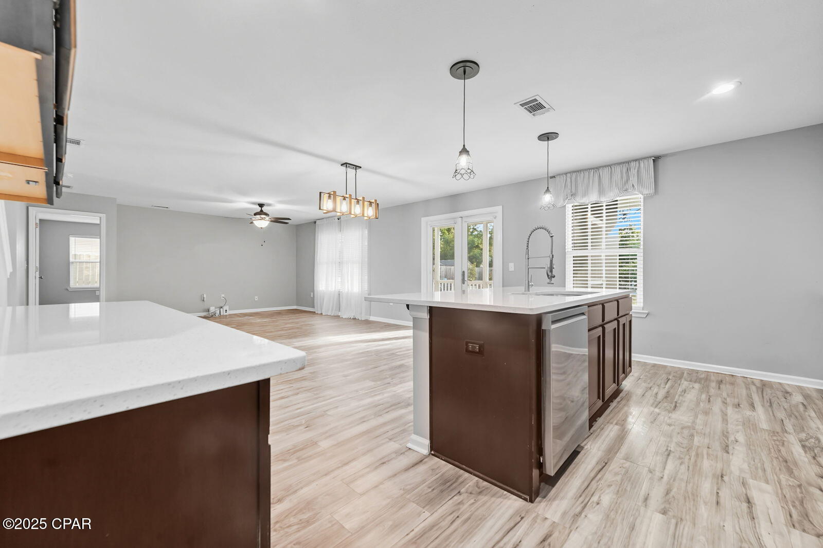 7312 Port Place Street