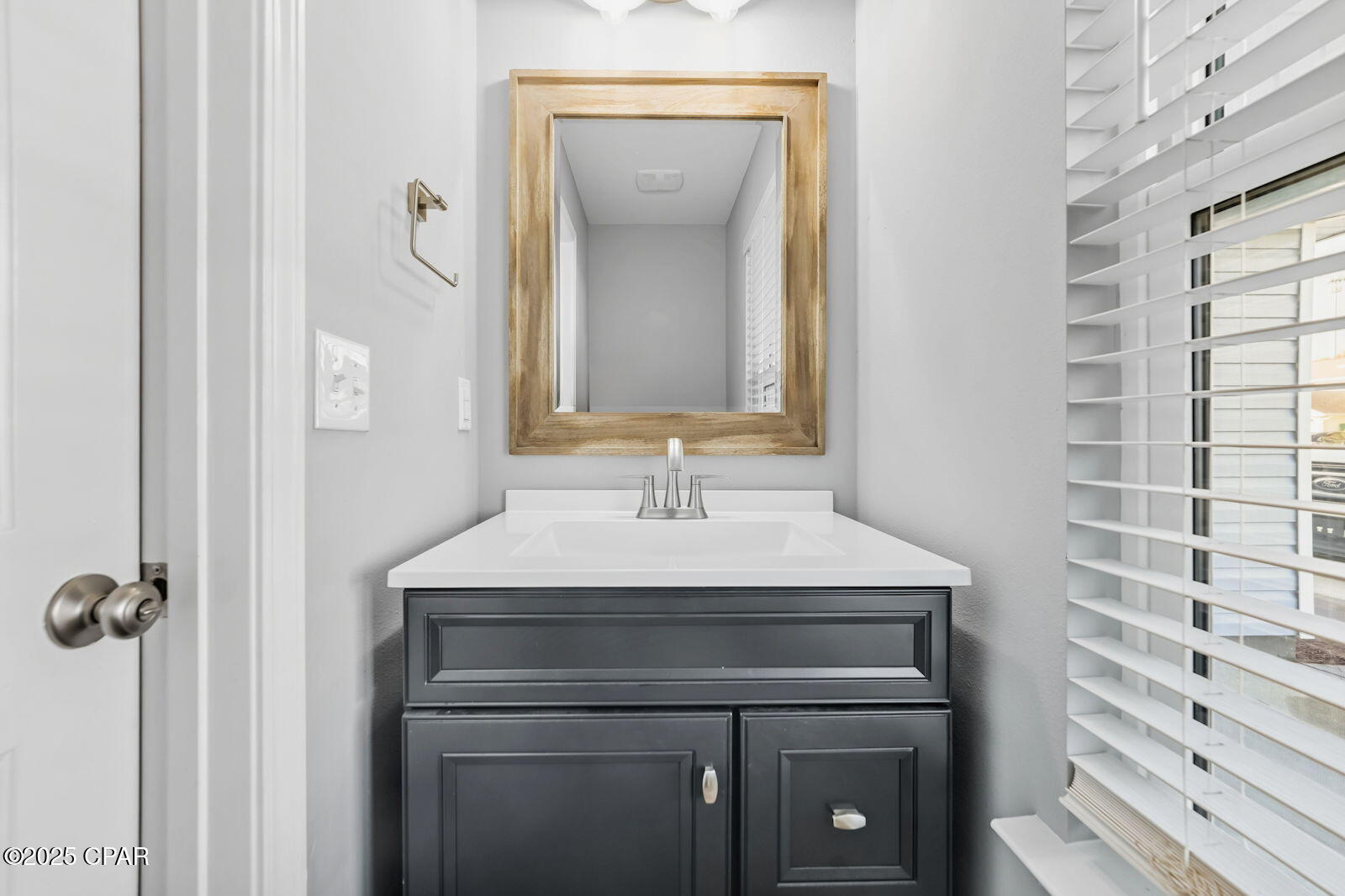 7312 Port Place Street