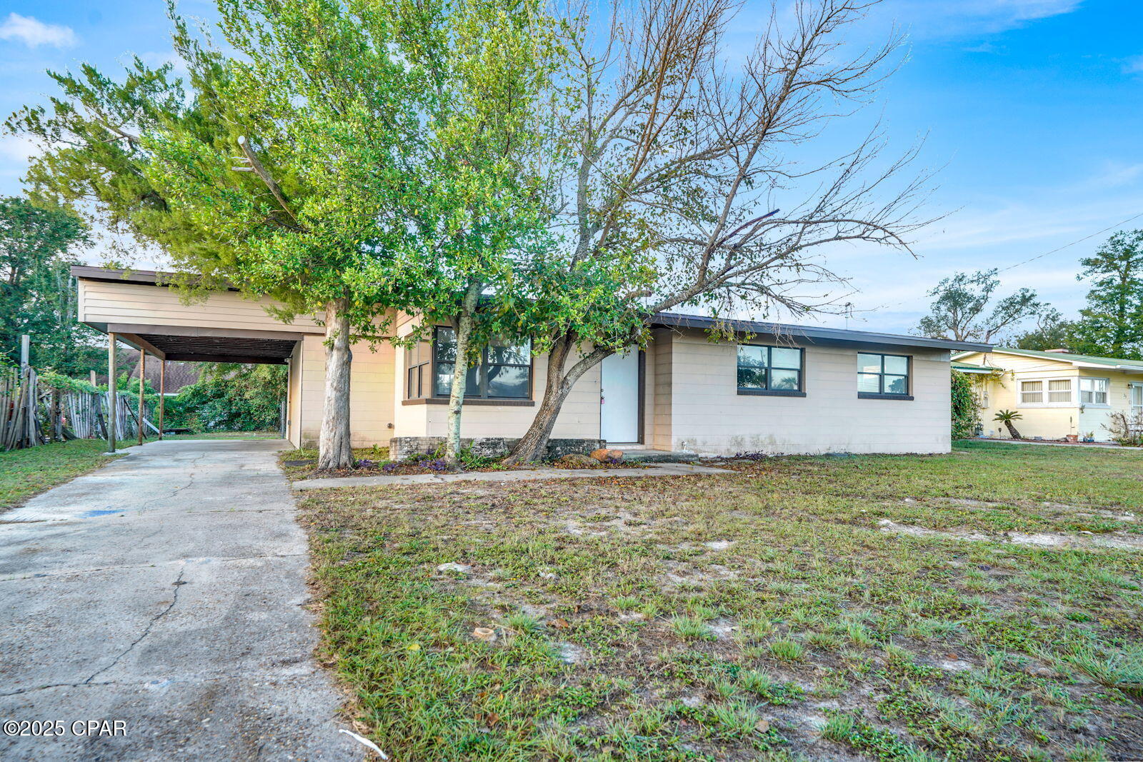 21 3rd Court, Panama City