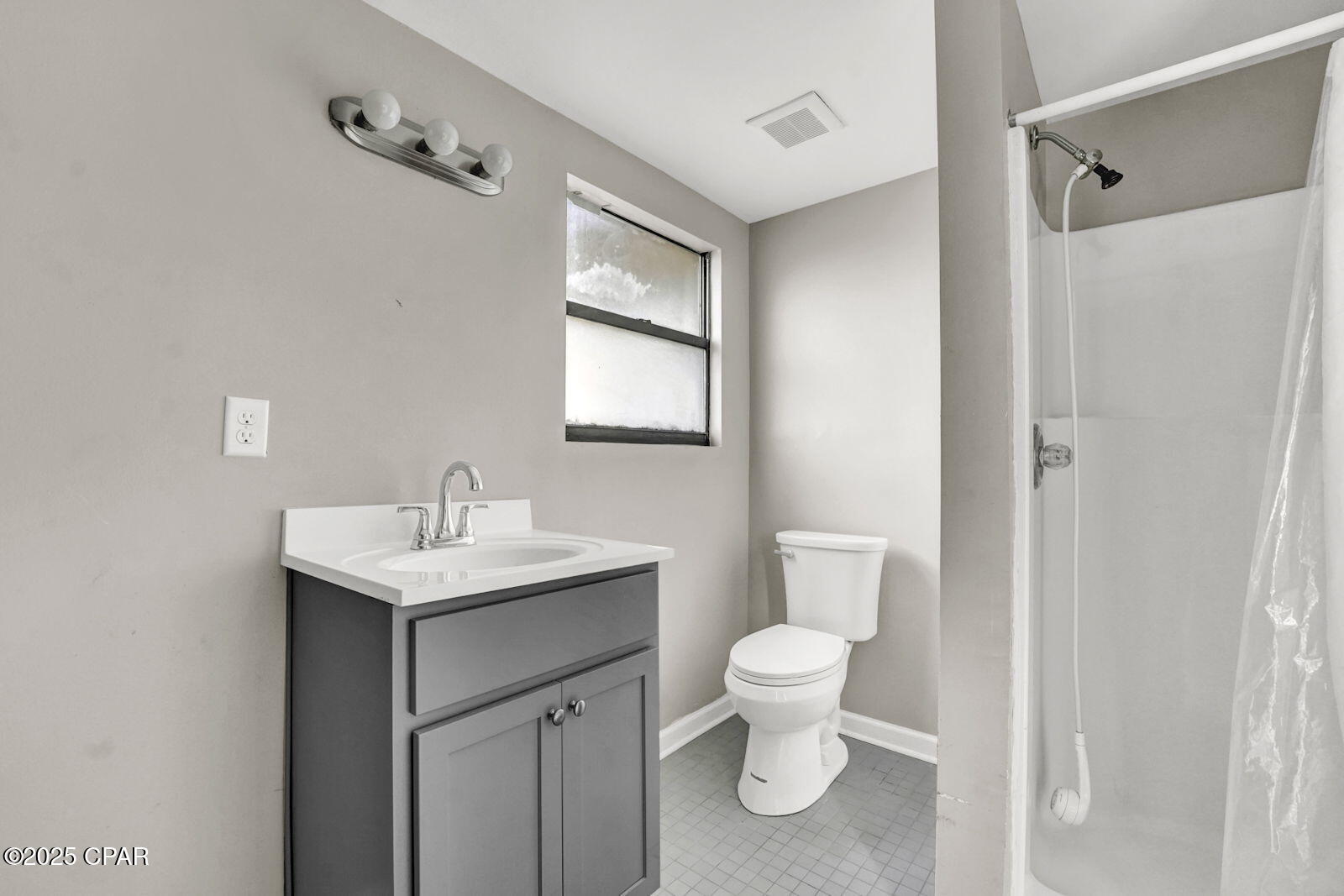 21 3rd Court, Panama City