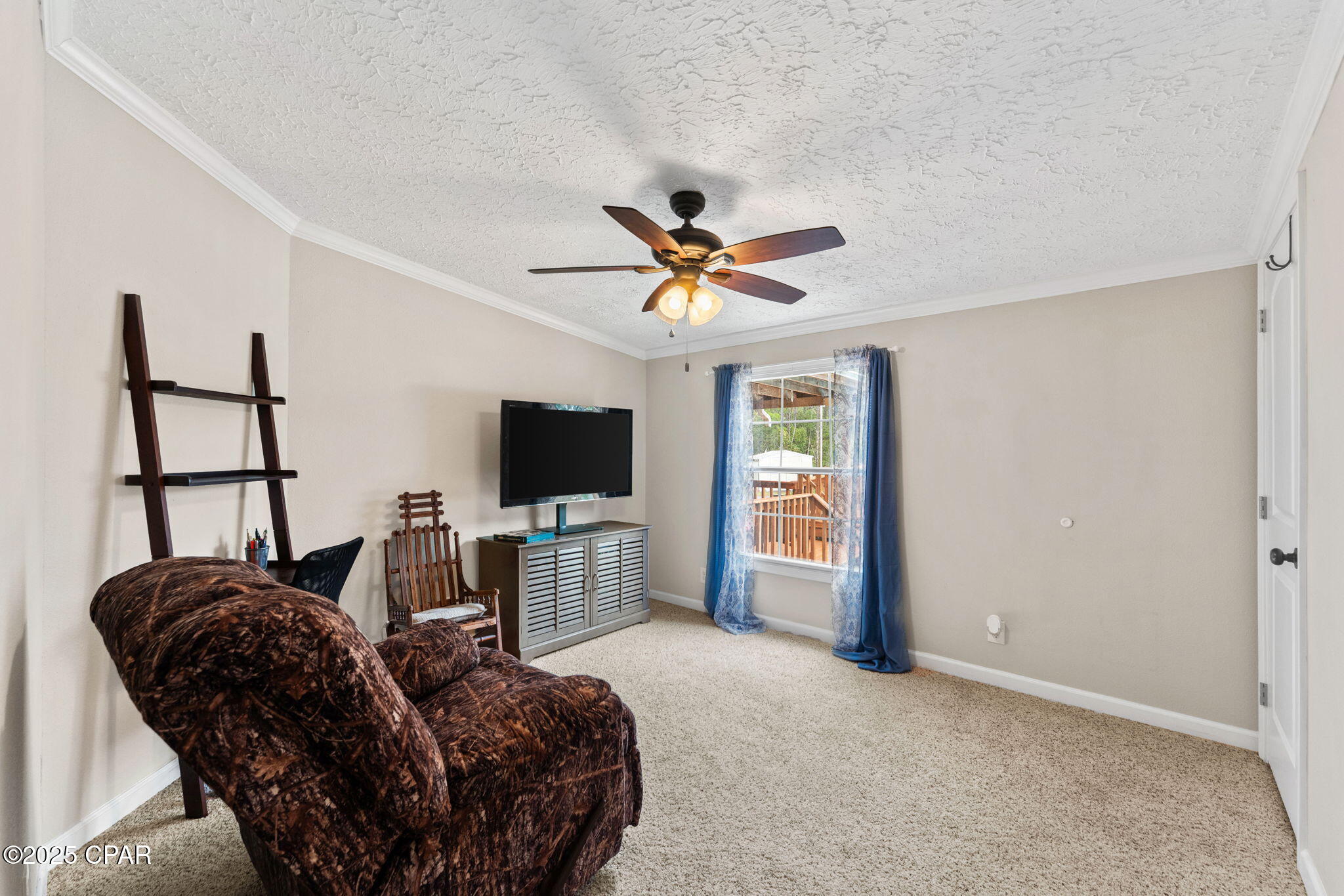 1304 Moon Court