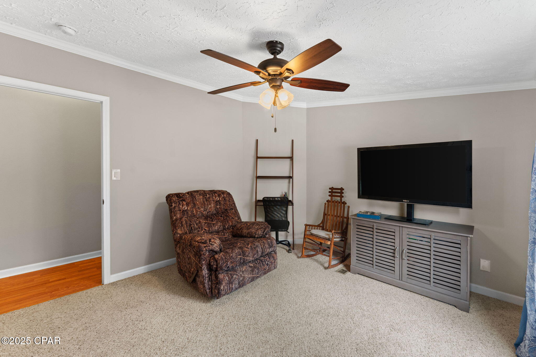 1304 Moon Court