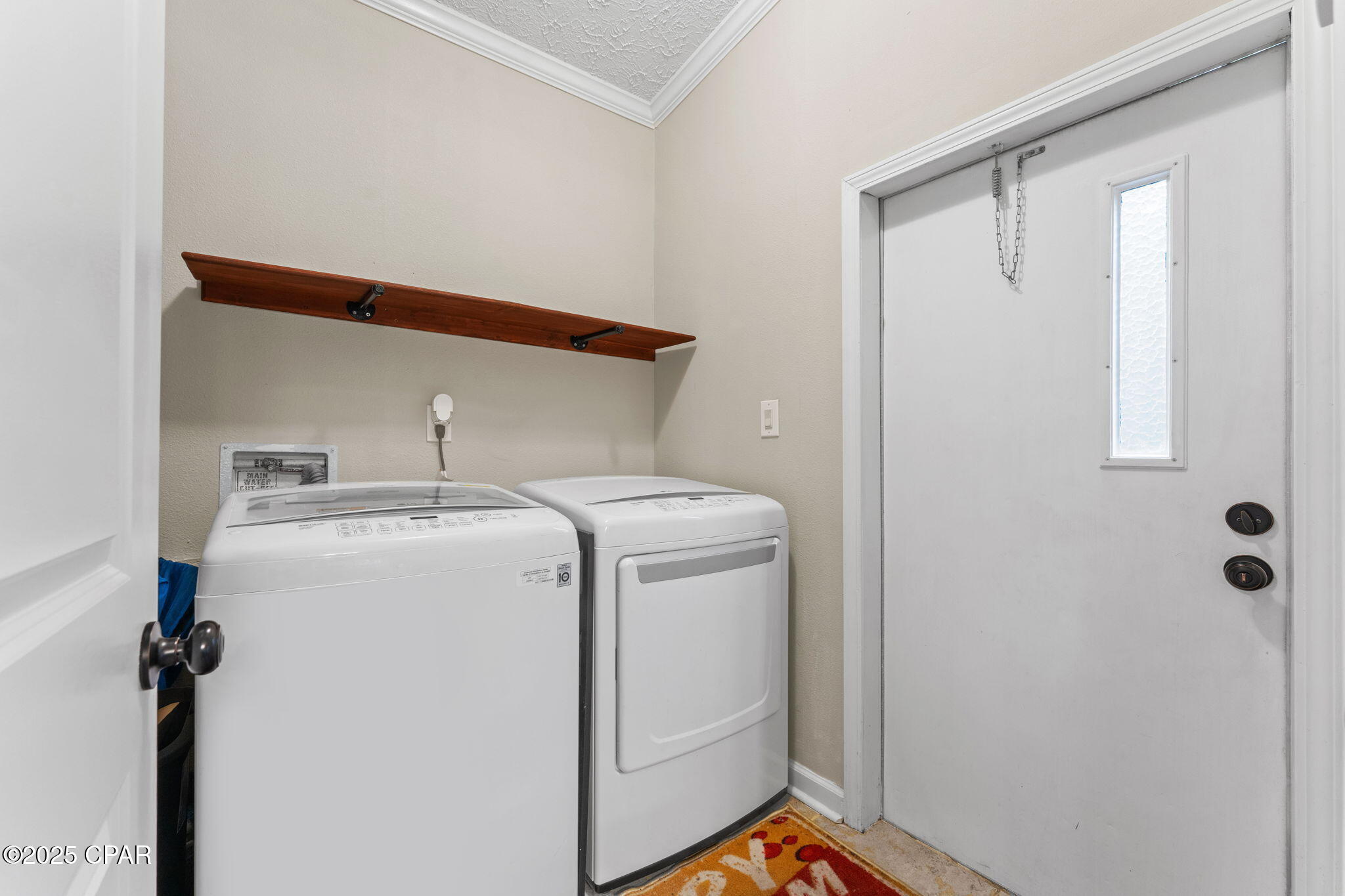 1304 Moon Court