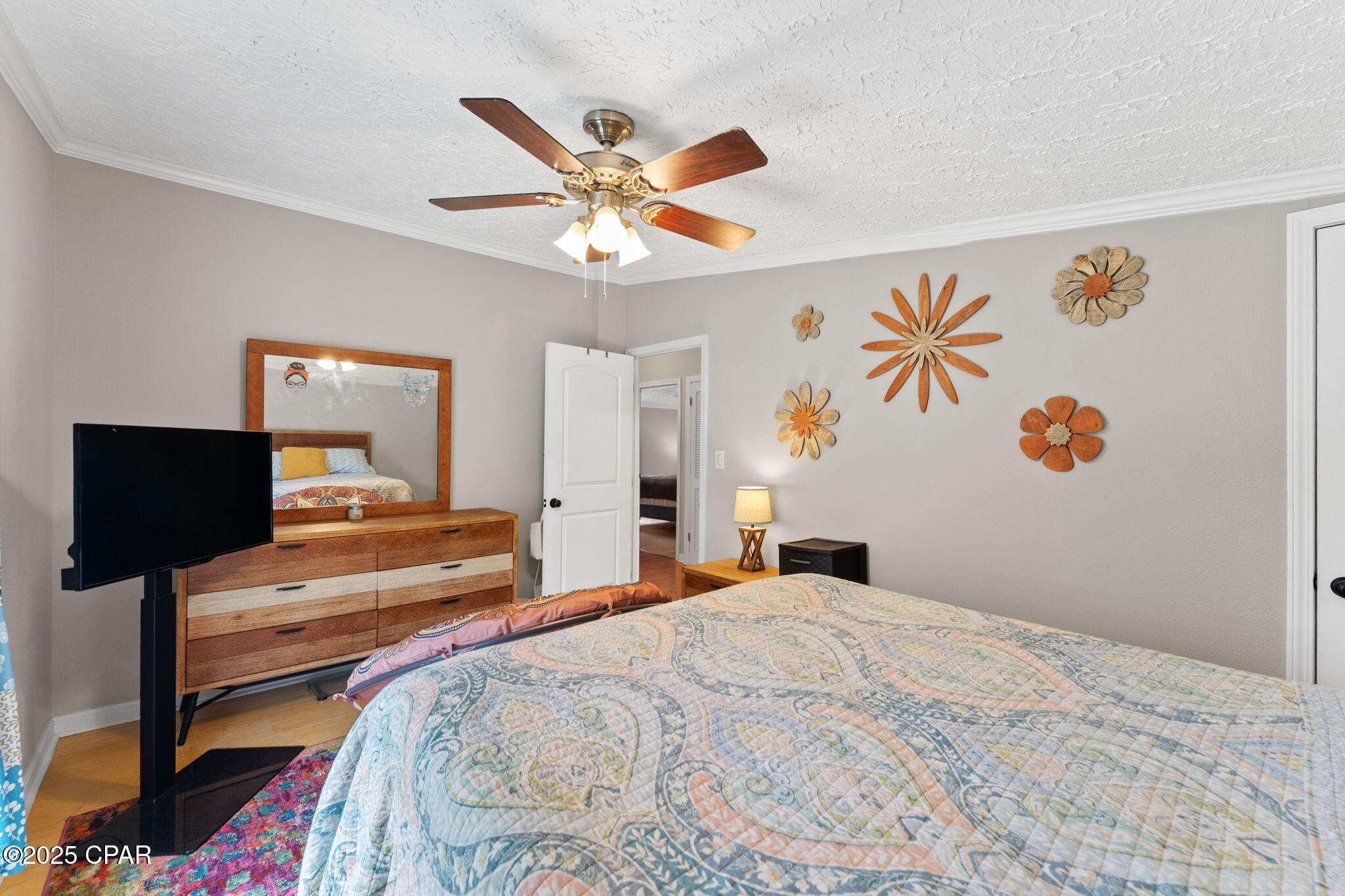 1304 Moon Court
