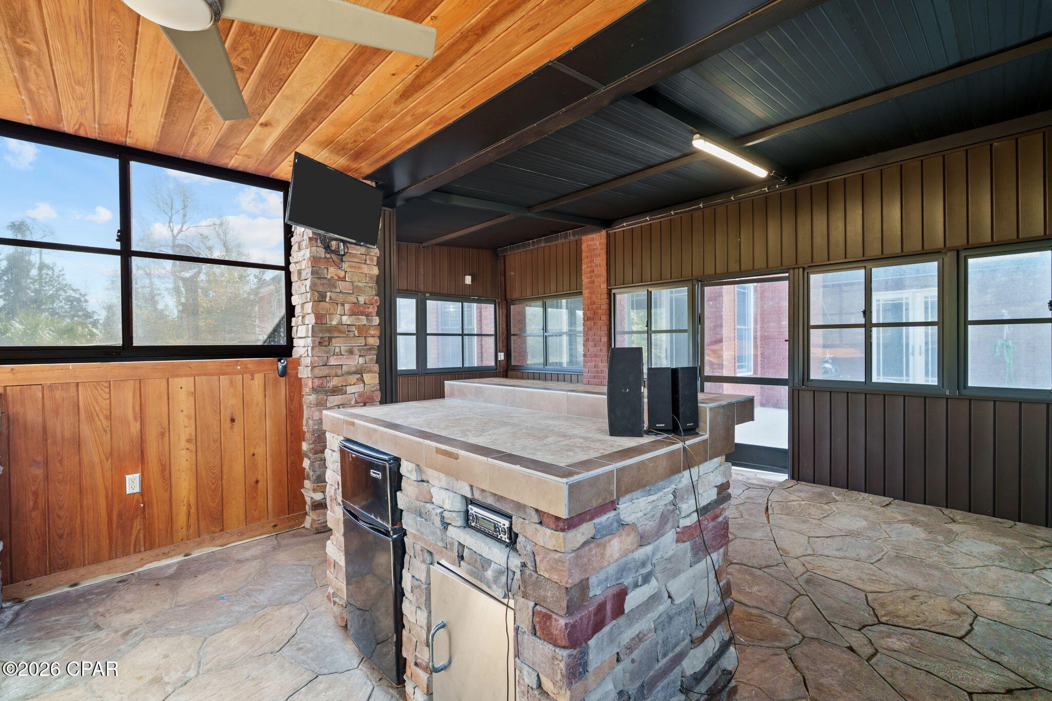 4409 Deer Point Cove Lane