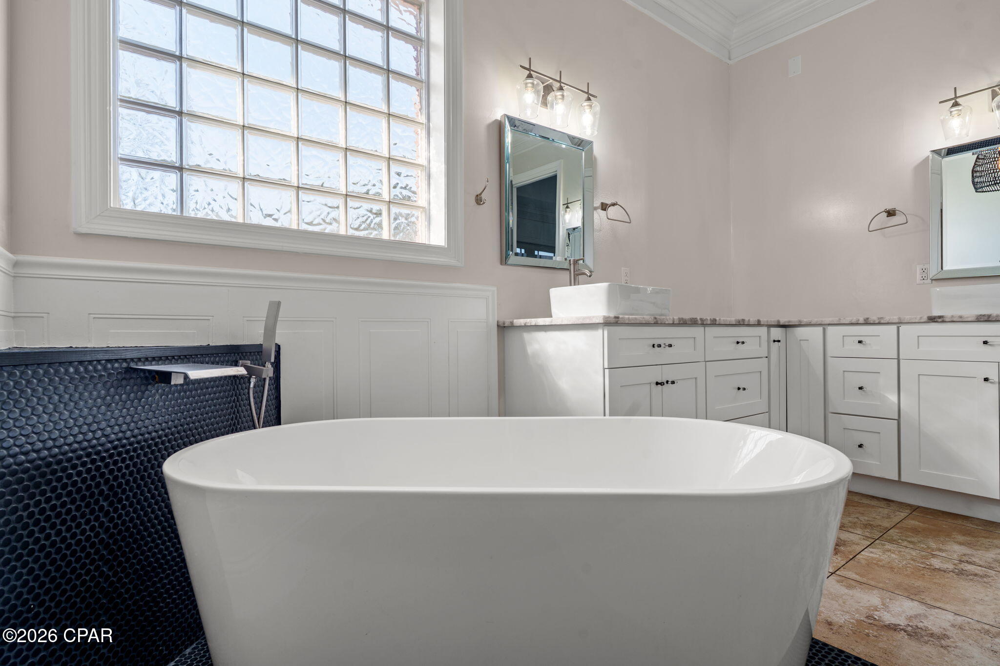 4409 Deer Point Cove Lane