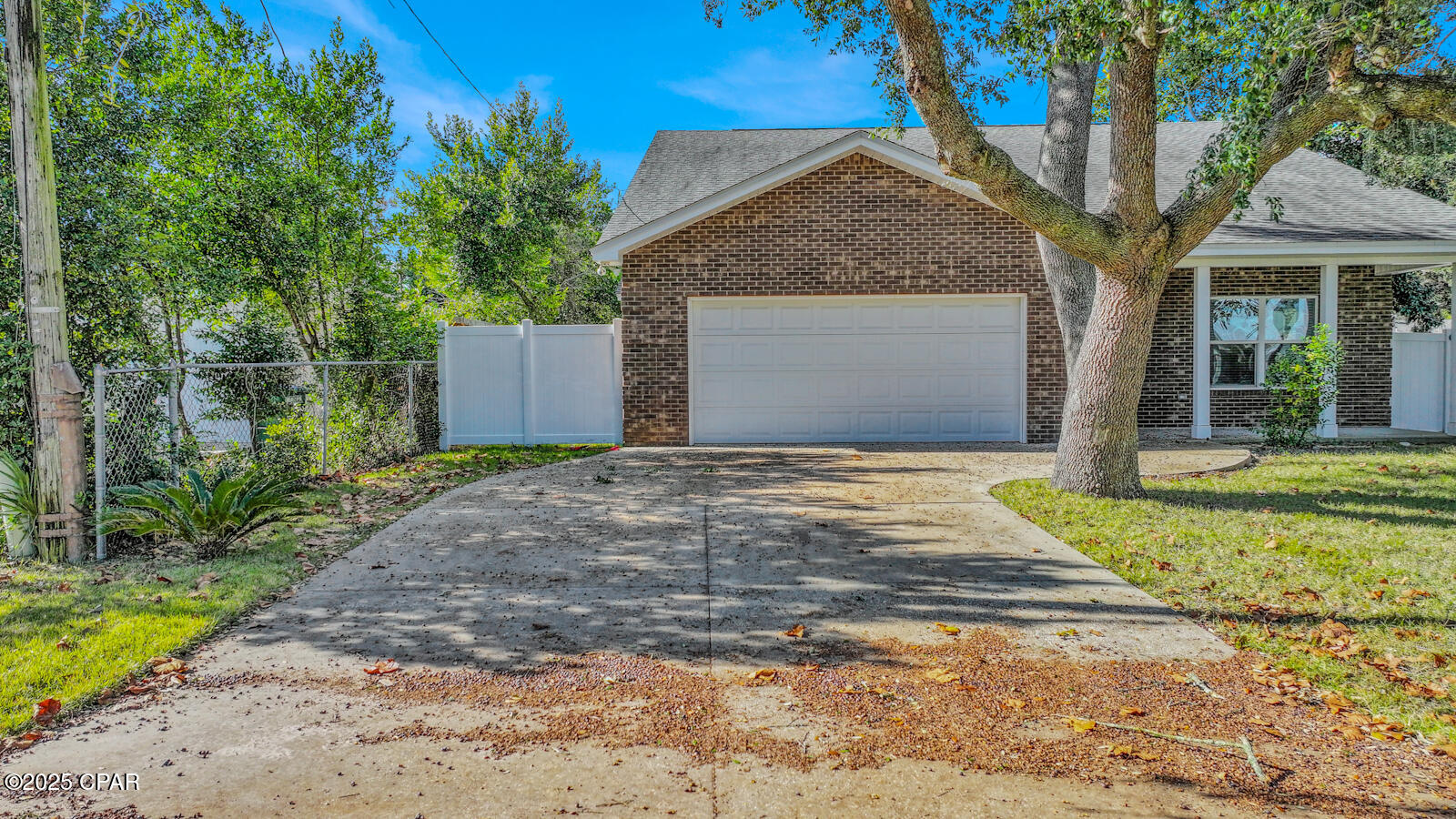 204 N El Centro Boulevard