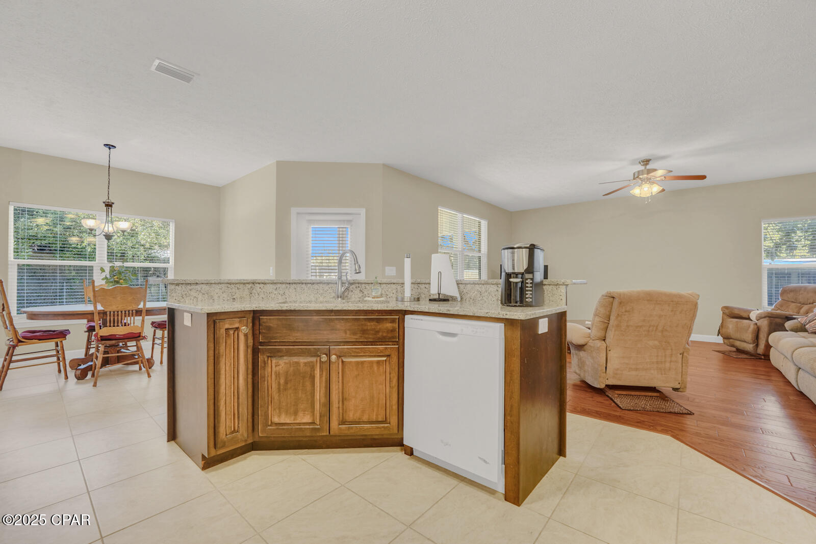 204 N El Centro Boulevard