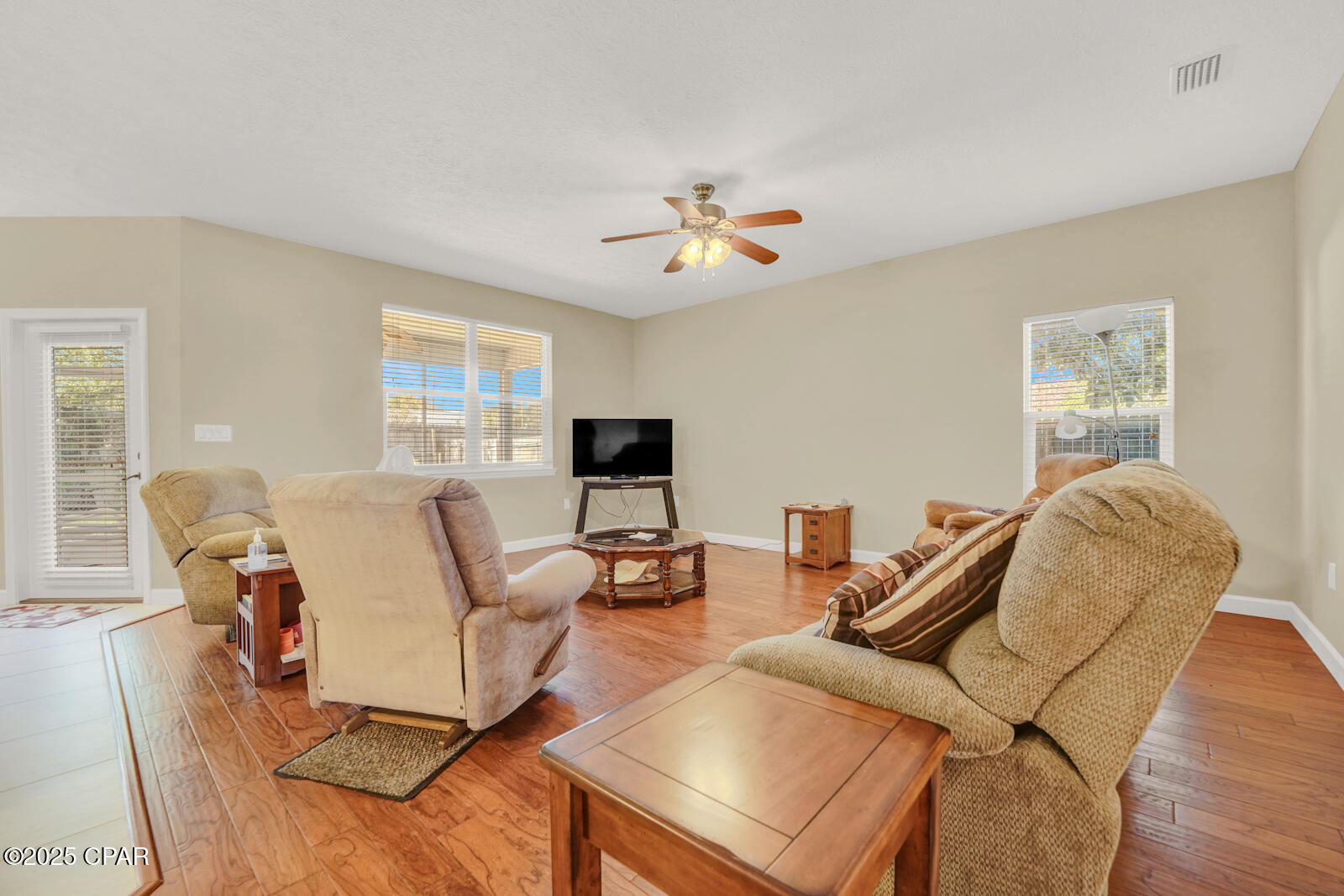 204 N El Centro Boulevard