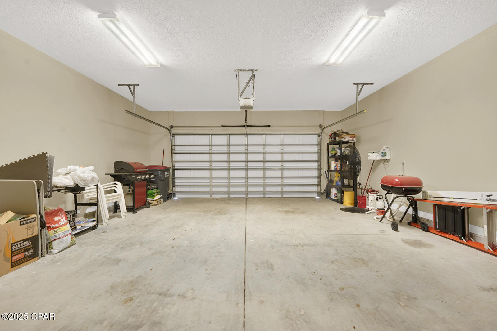 204 N El Centro Boulevard