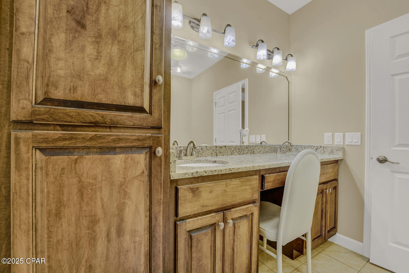 204 N El Centro Boulevard