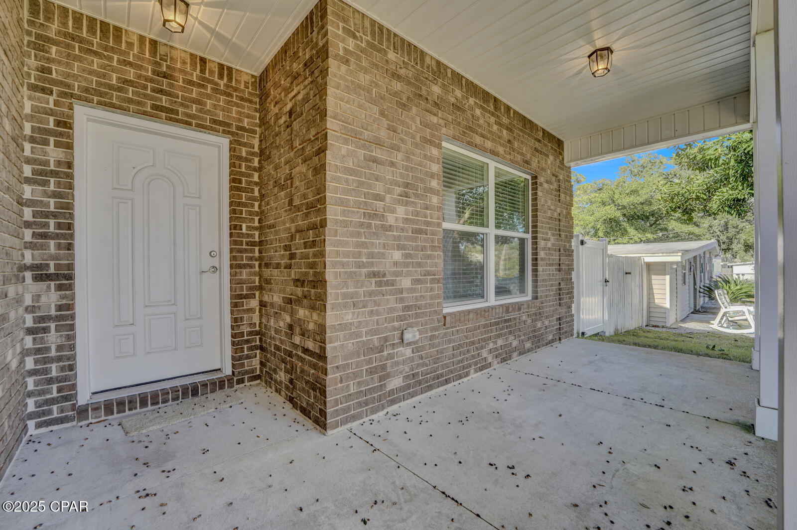 204 N El Centro Boulevard