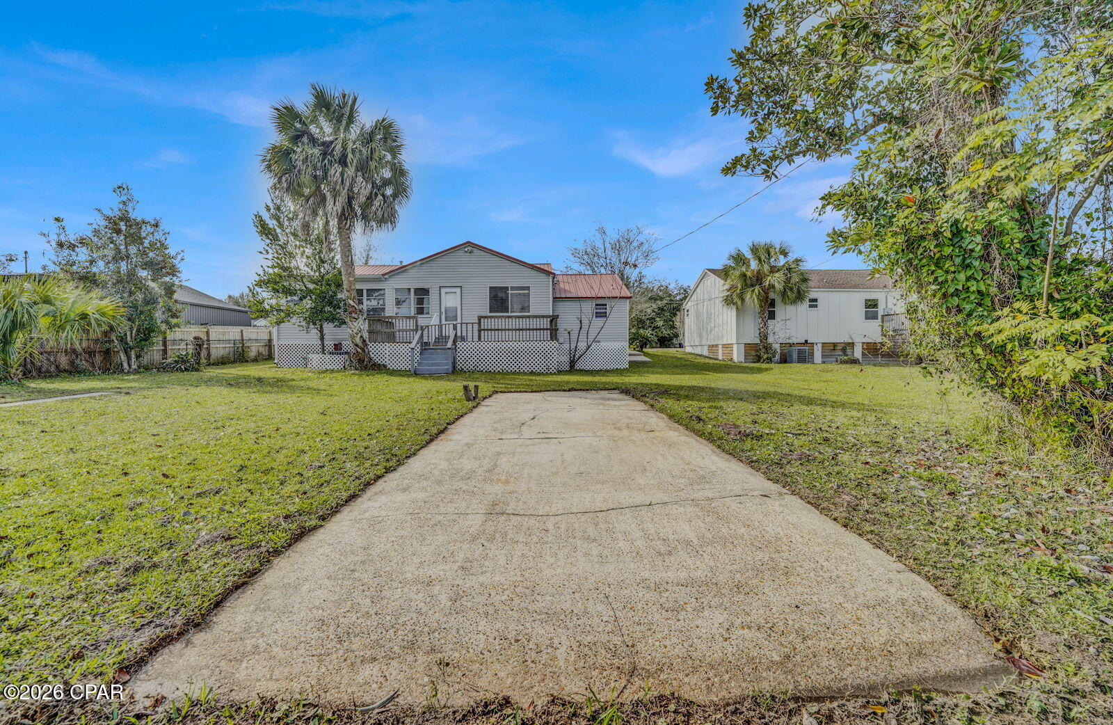 210 N Cove Boulevard