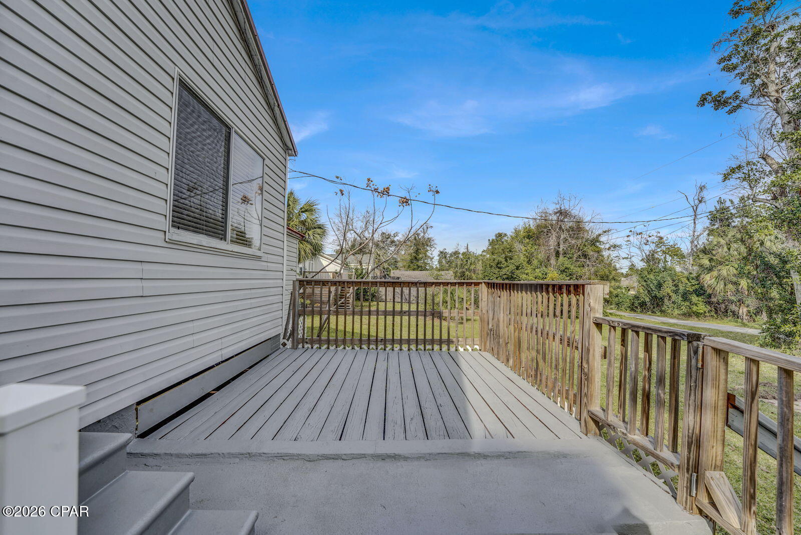 210 N Cove Boulevard