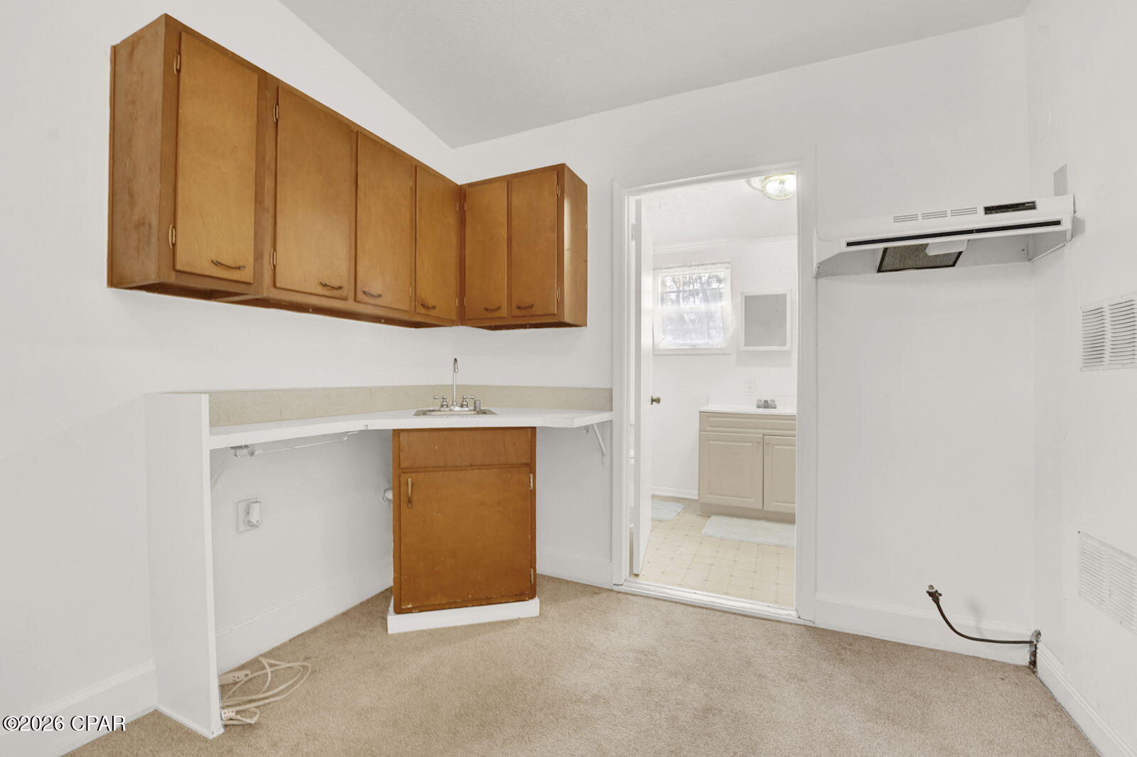 210 N Cove Boulevard