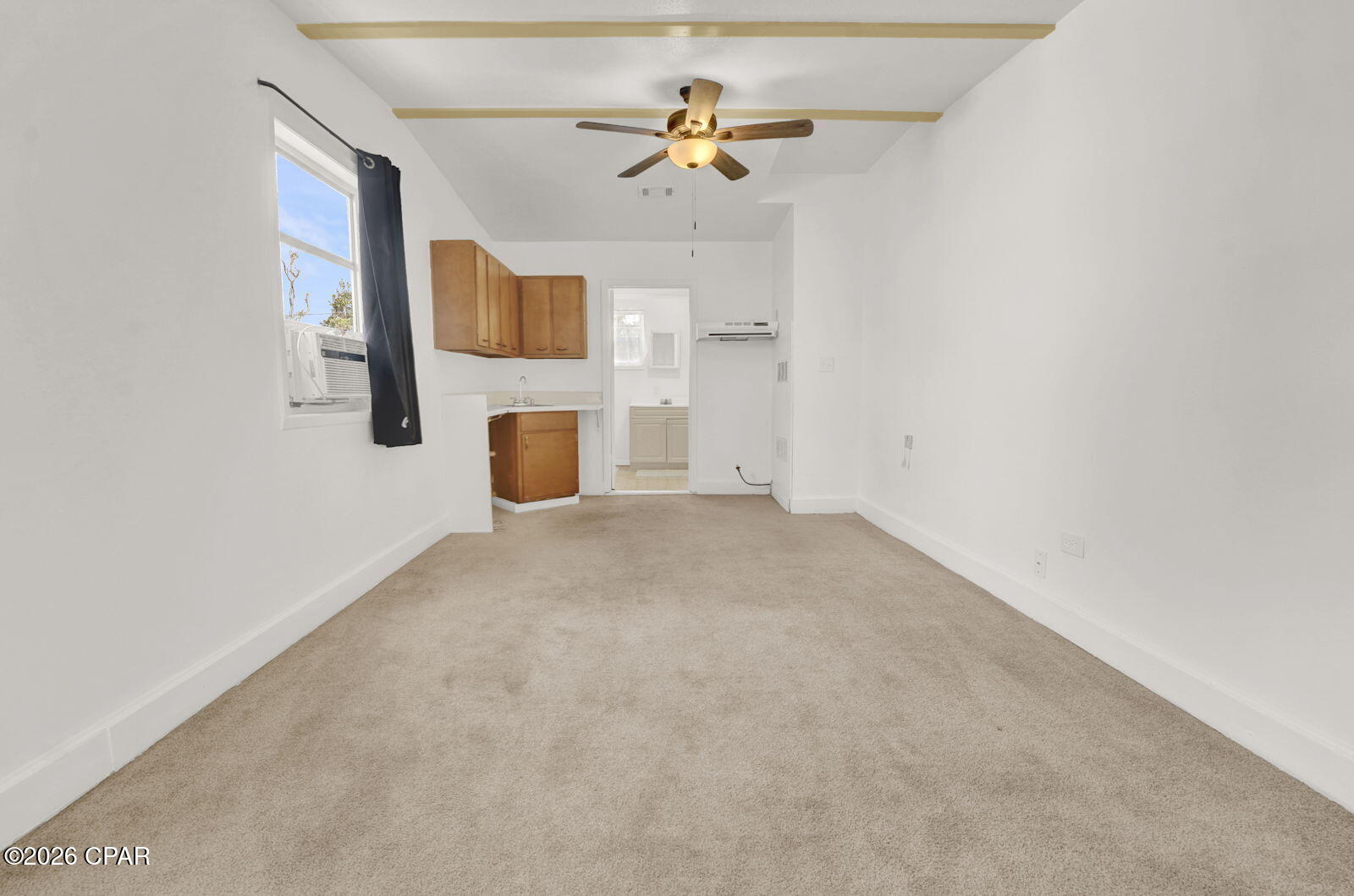 210 N Cove Boulevard