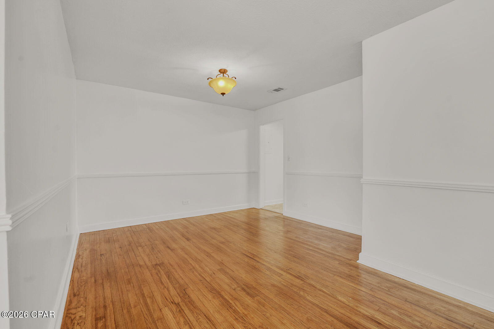 210 N Cove Boulevard