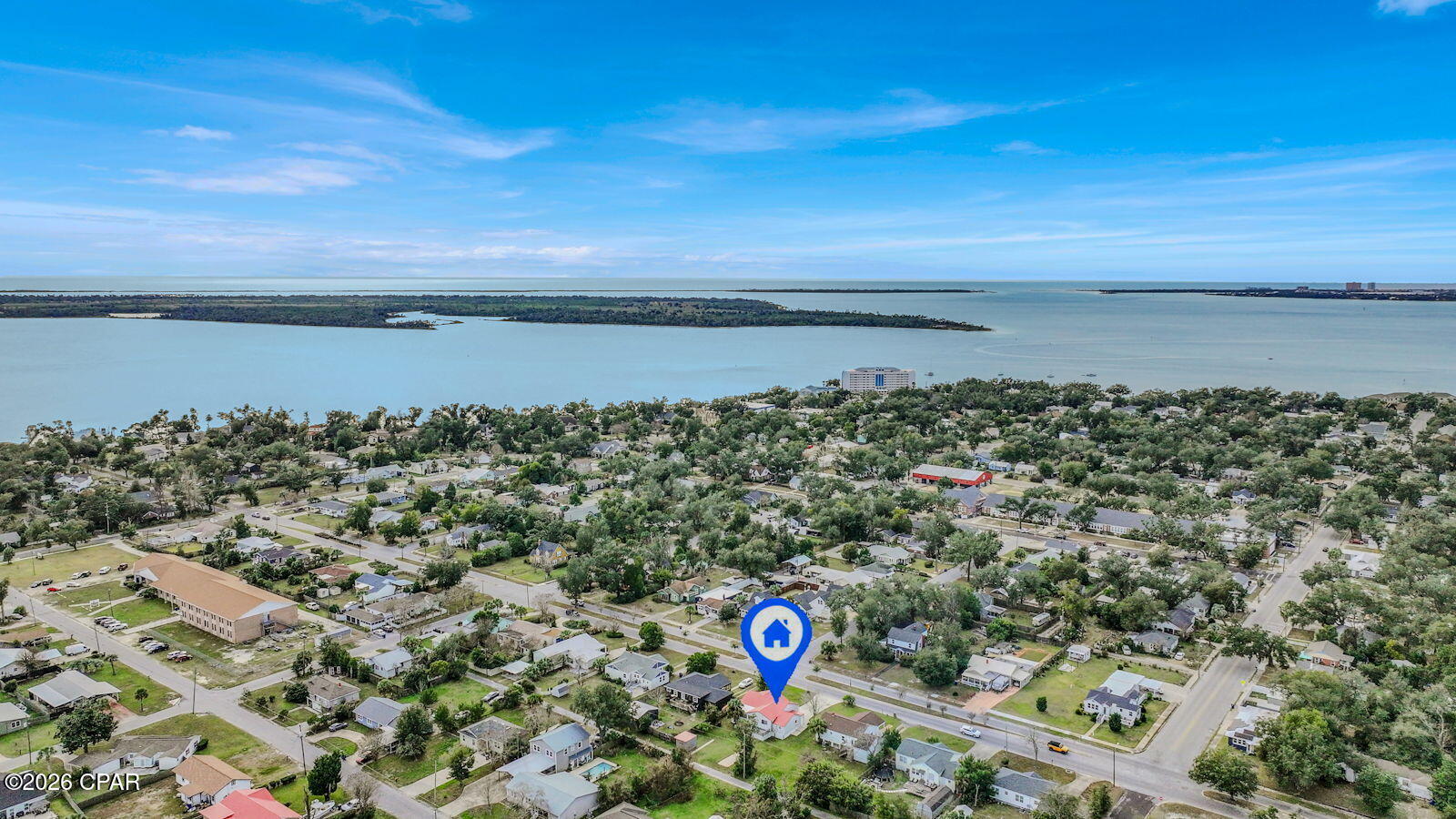 210 N Cove Boulevard