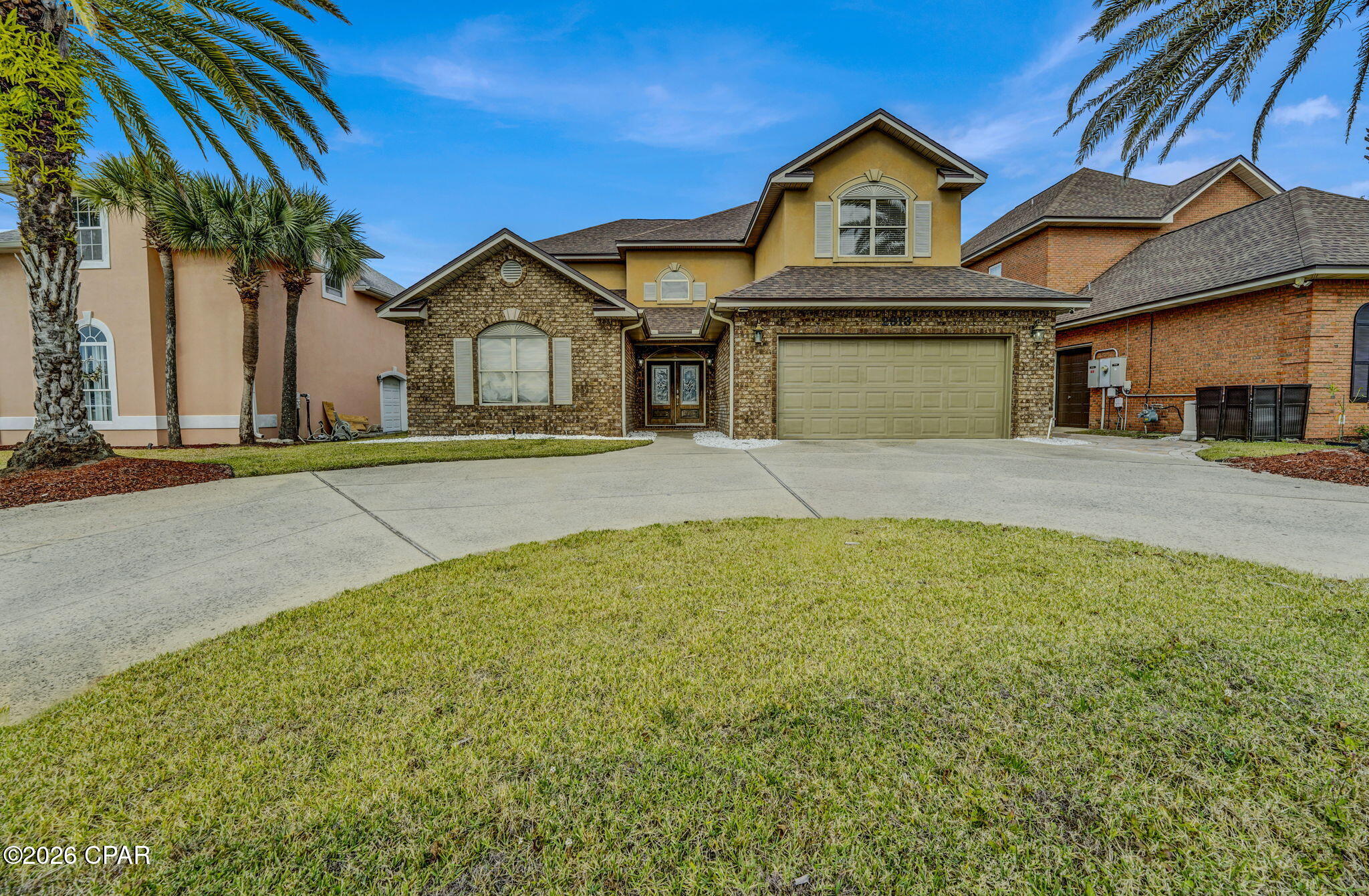 2913 Country Club Drive