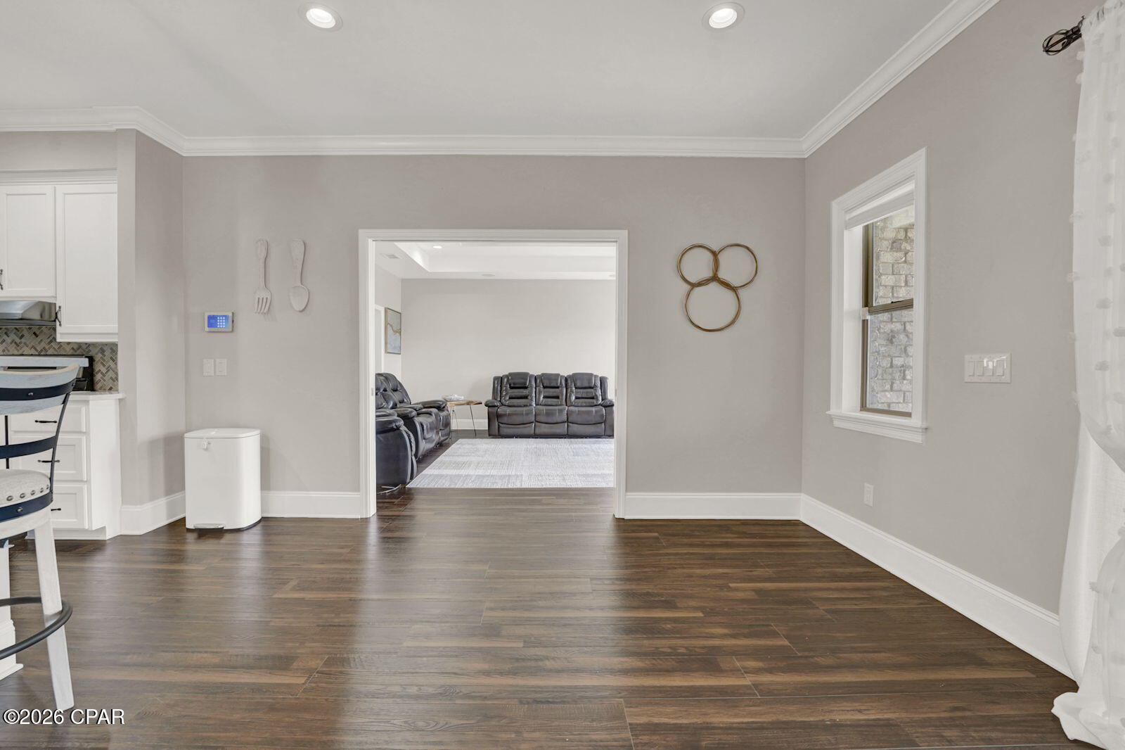 2913 Country Club Drive